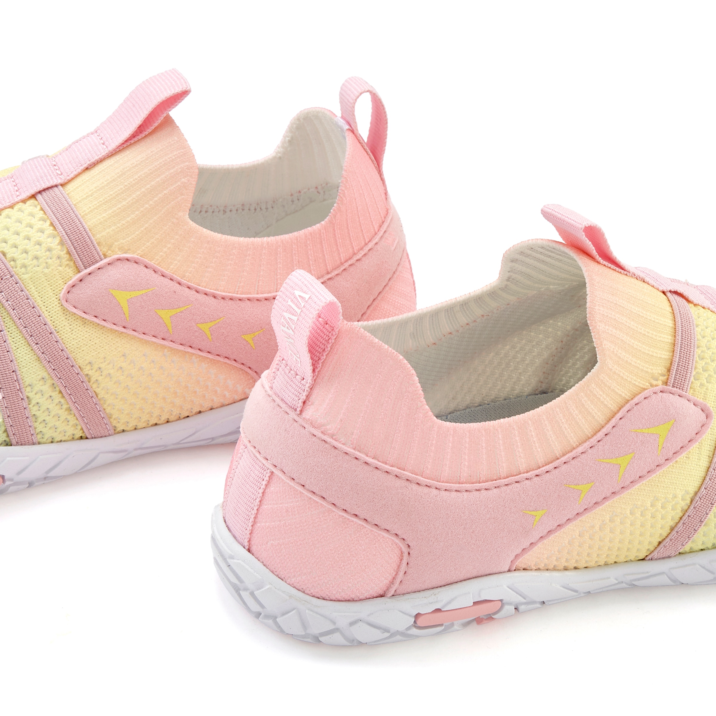 Vivance Sneaker »Halbschuh, Freizeitschuh, Slip-On-Sneaker,«  mit Farbverlauf zum Reinschlüpfen