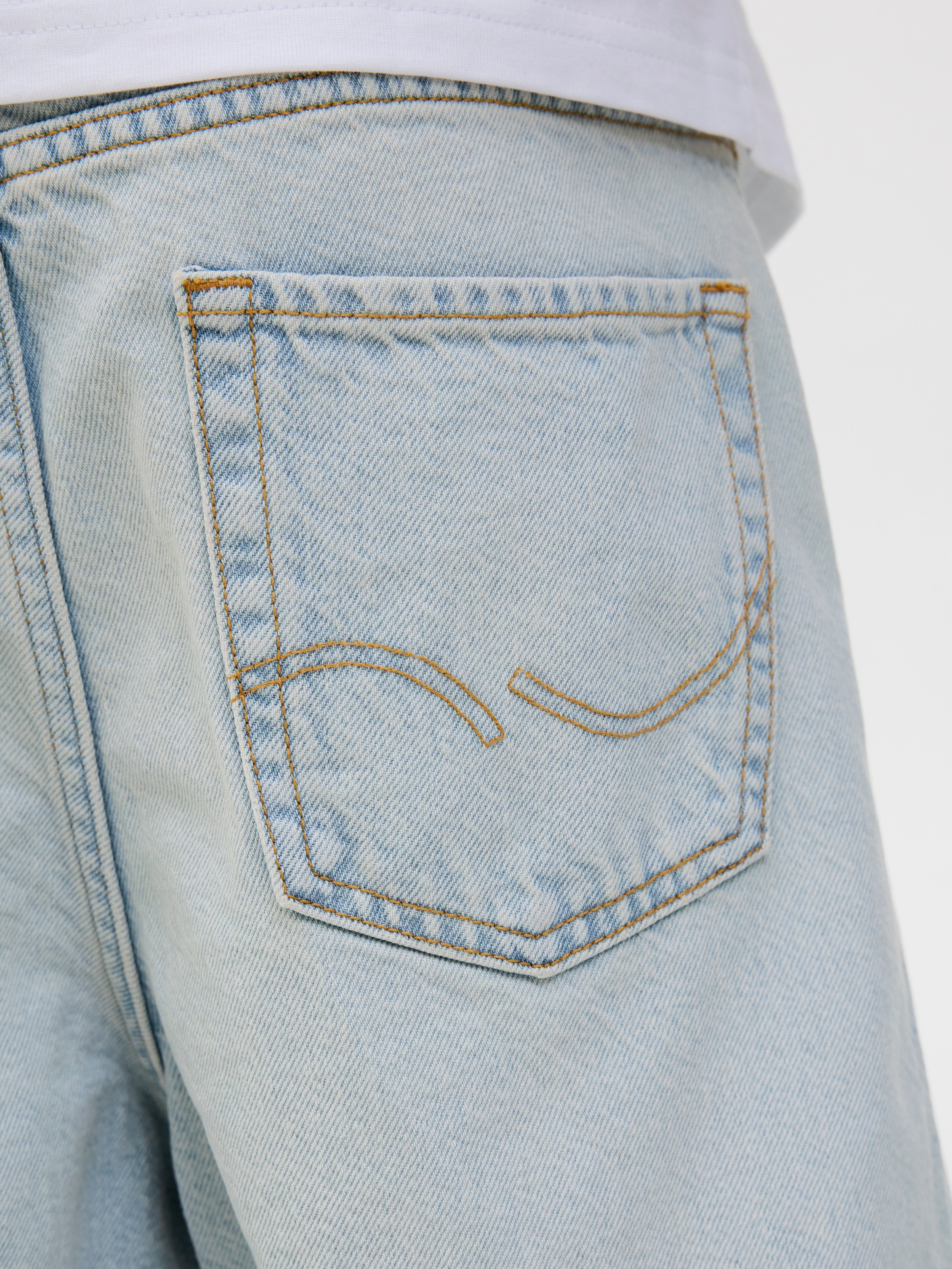 Jack & Jones Junior Shorts »JJIRON mit Baggy Fit und mittlerer Taille«  unifarben, modisch, relaxed fit, Web