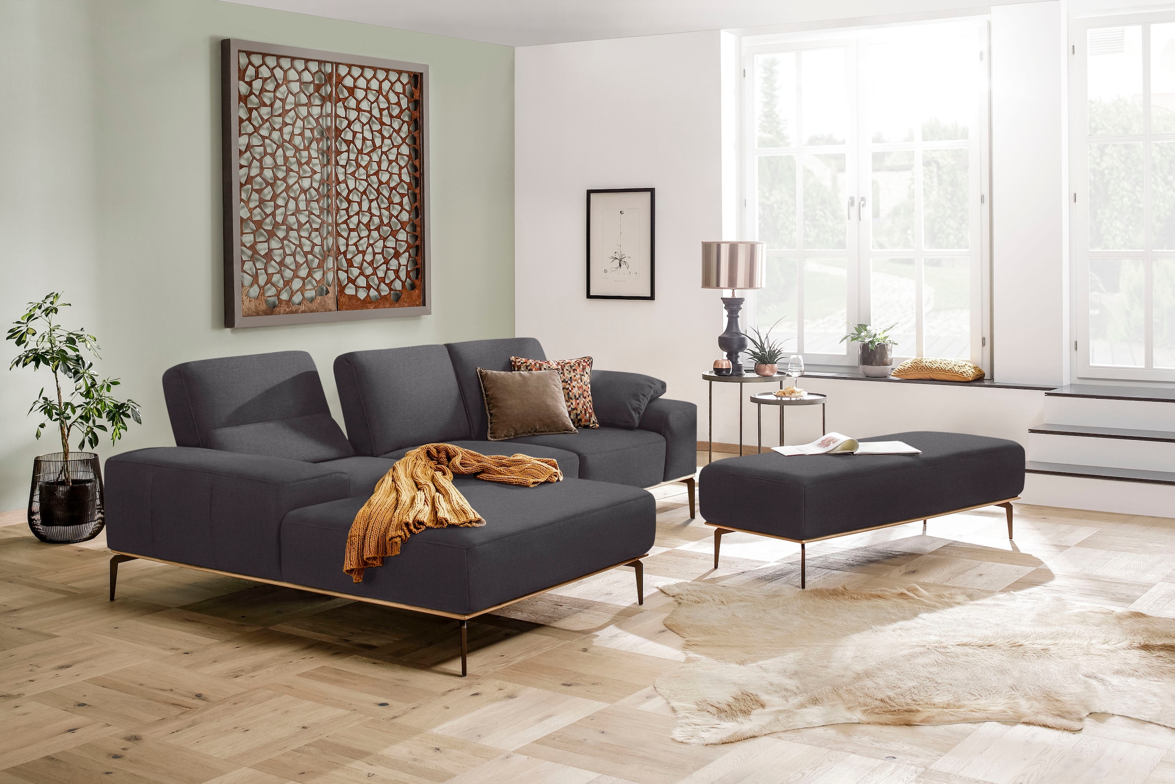 W.SCHILLIG Ecksofa »run, Designsofa mit tollem Sitzkomfort, bequem, L-Form«, mit Holzsockel, Füße in Bronze pulverbeschichtet, Breite 279 cm