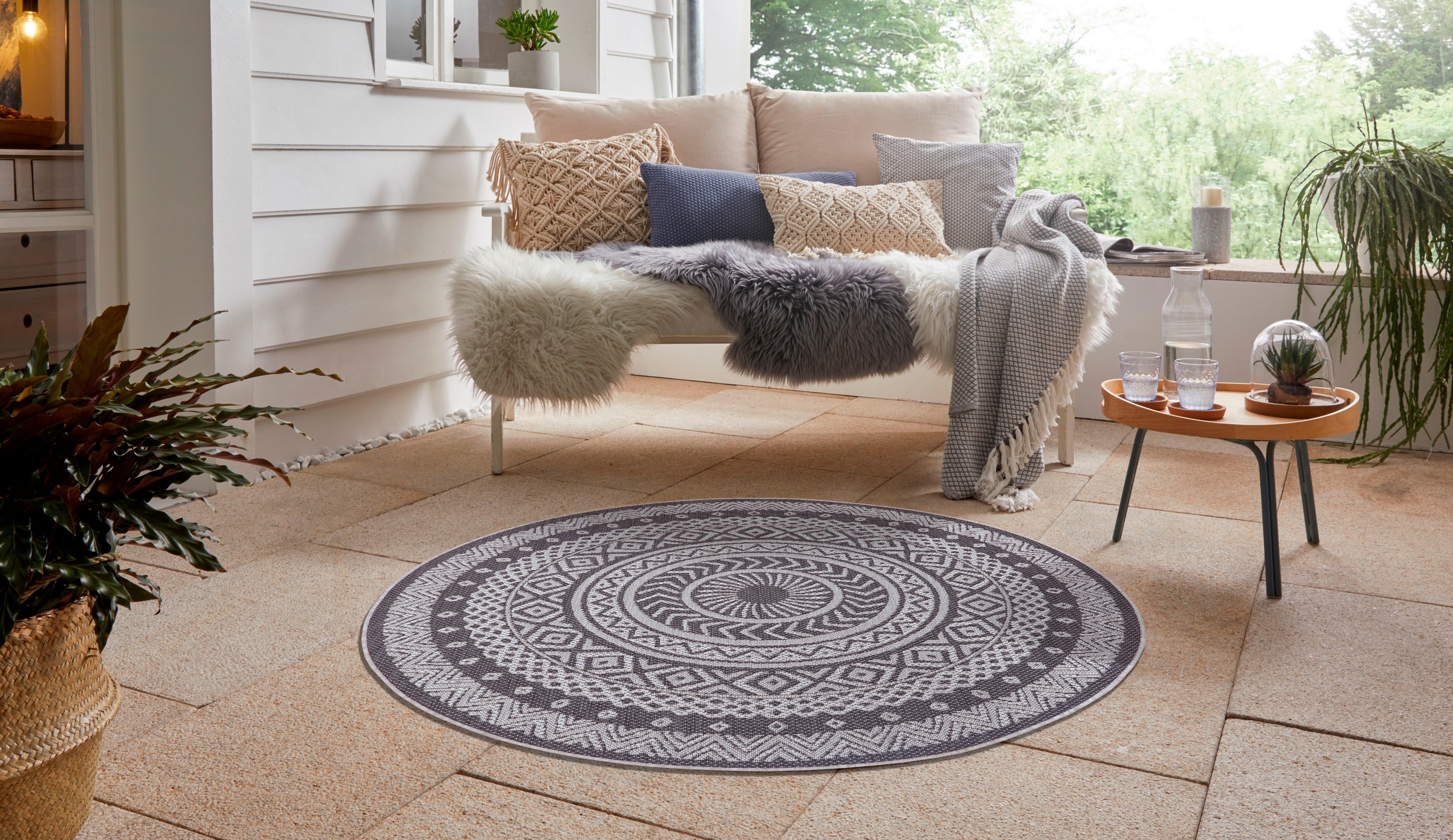 Leonique Teppich »Sia«, rund, 3 mm Höhe, Mandala Teppich, Boho, wetterfest & UV-beständig, besonders flach