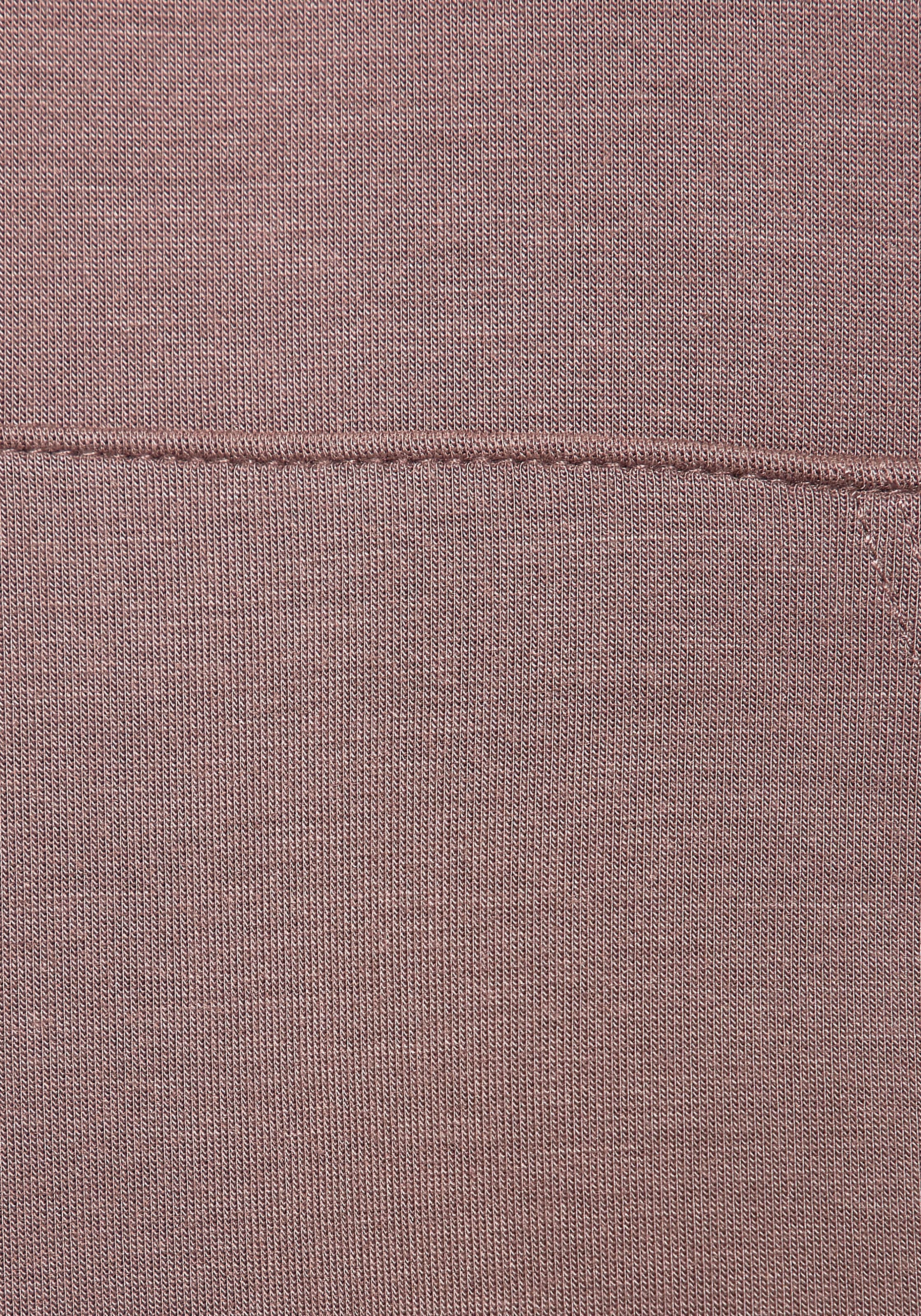 Copenhagen Studios Sweatshirt , aus hochwertigem Material mit Stehkragen und Reißverschluss
