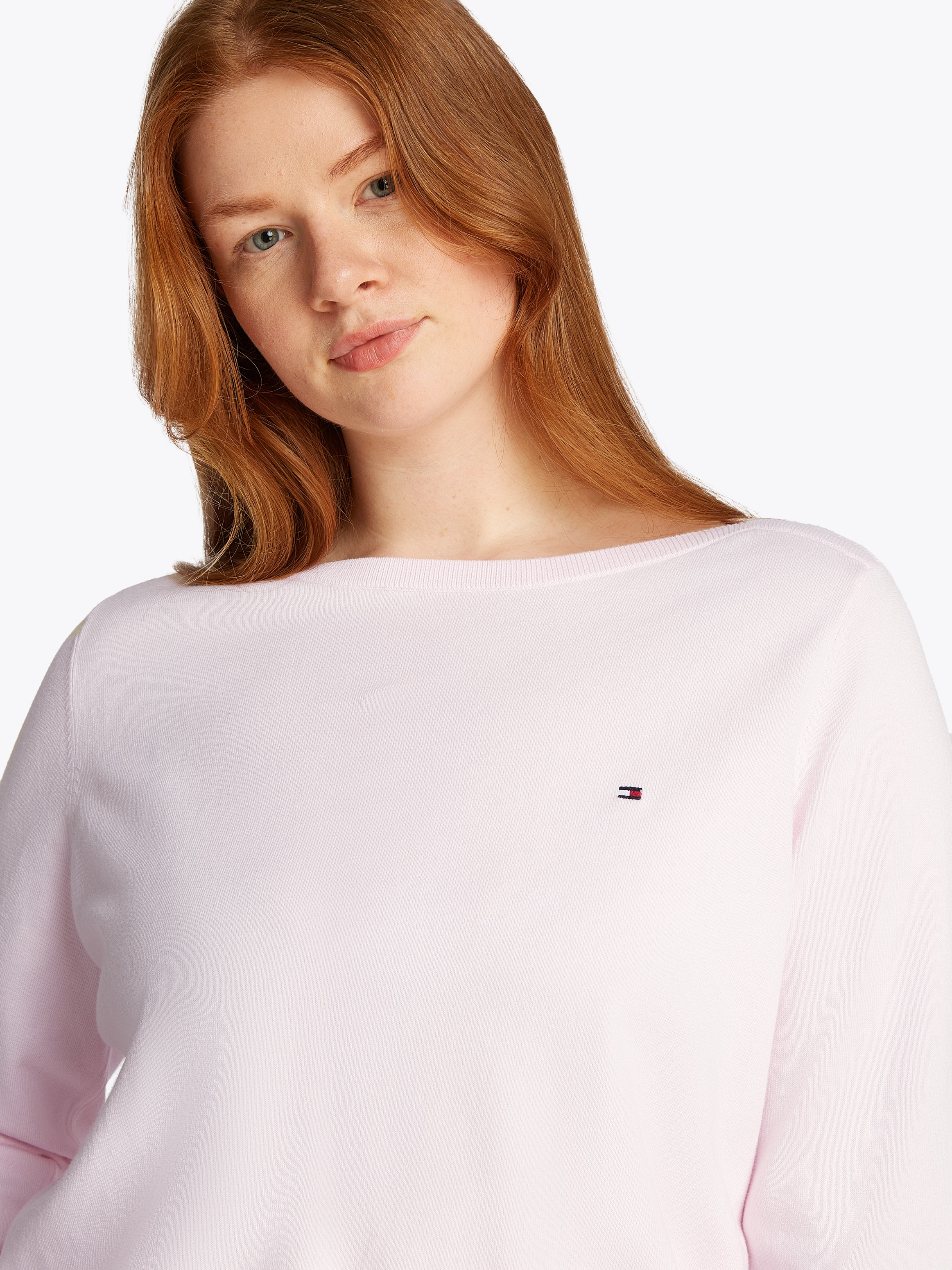 Tommy Hilfiger Curve Strickpullover »CRV CO JERSEY STITCH LS B-NK SWT«, in Großen Größen, Logostickerei