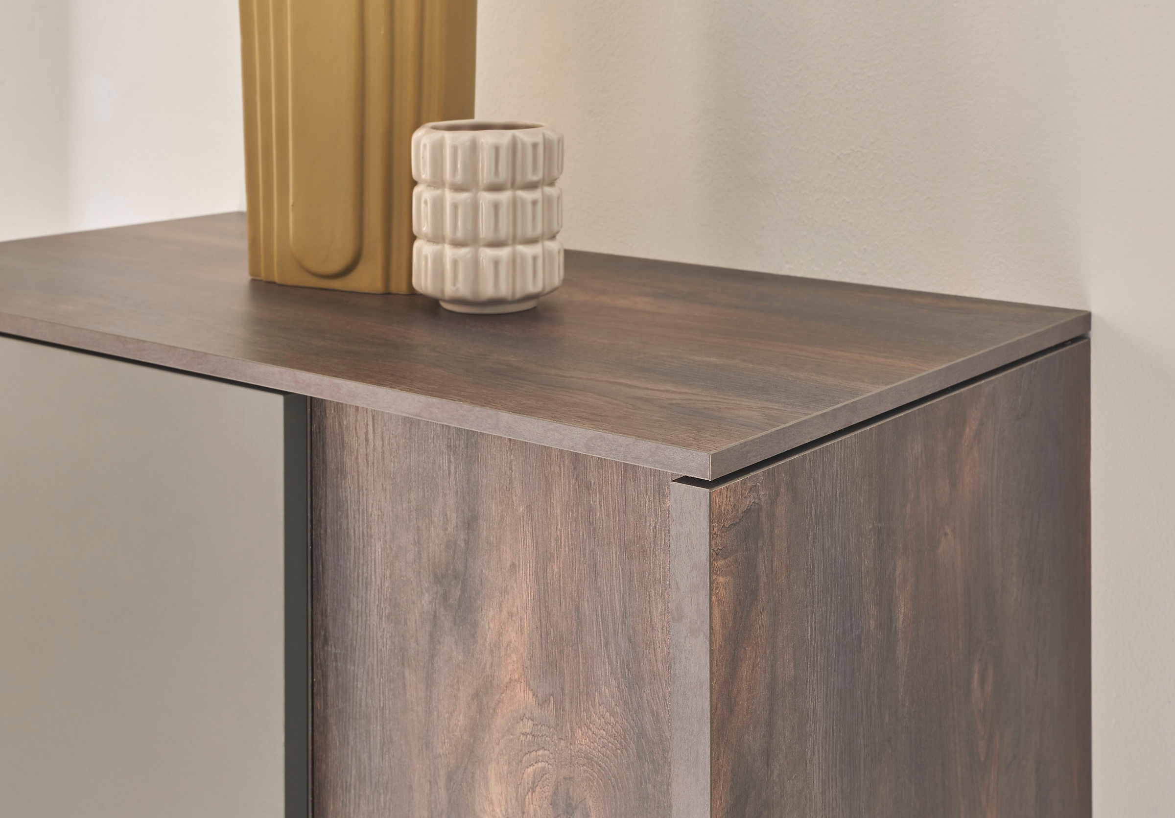 INOSIGN Vitrine »LARGO«, Soft-Close-Funktion, Höhe ca. 130 cm