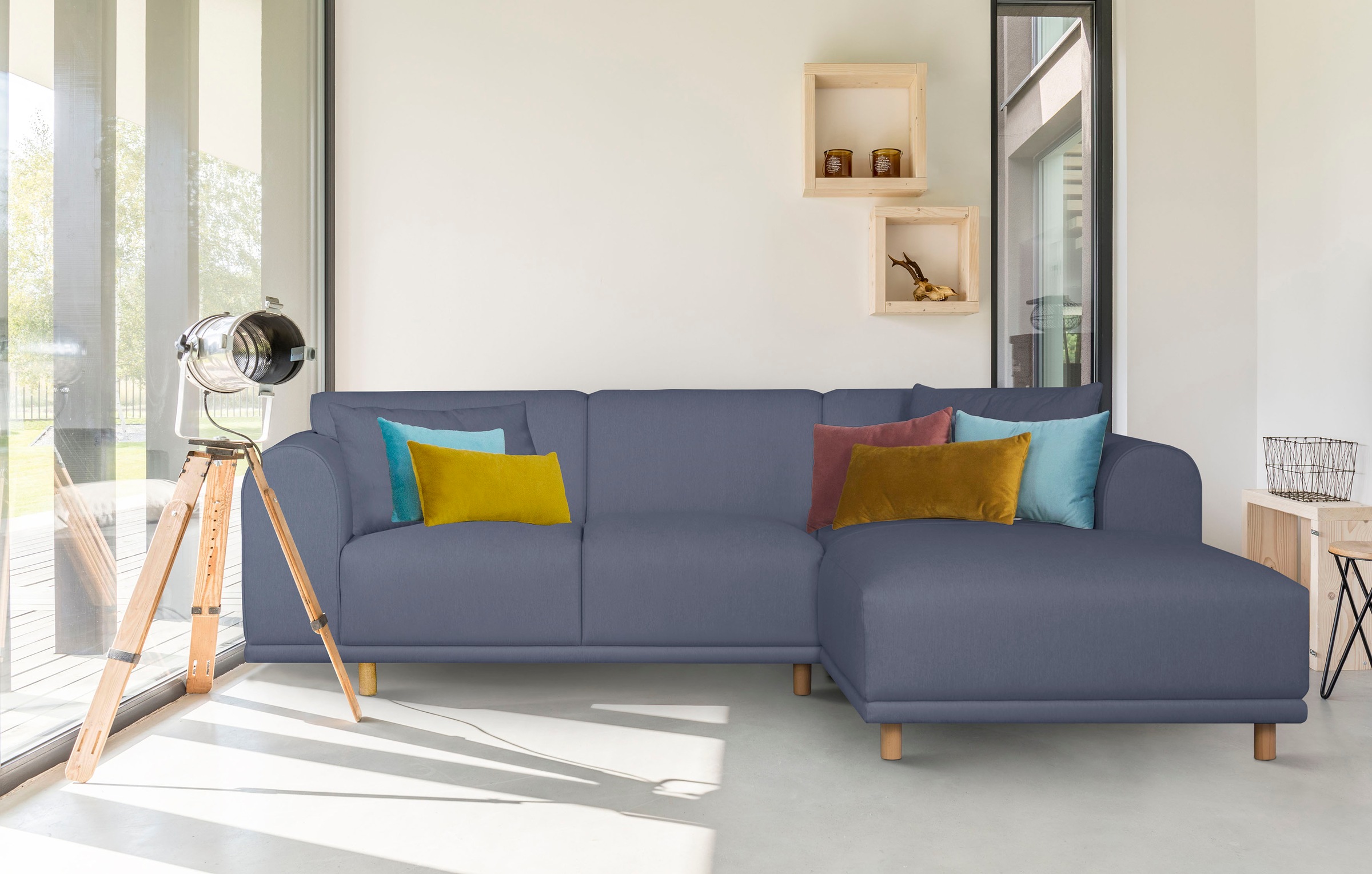 andas Ecksofa »Maroon L-Form«, in skandinavischem Design, mit losen Kissen