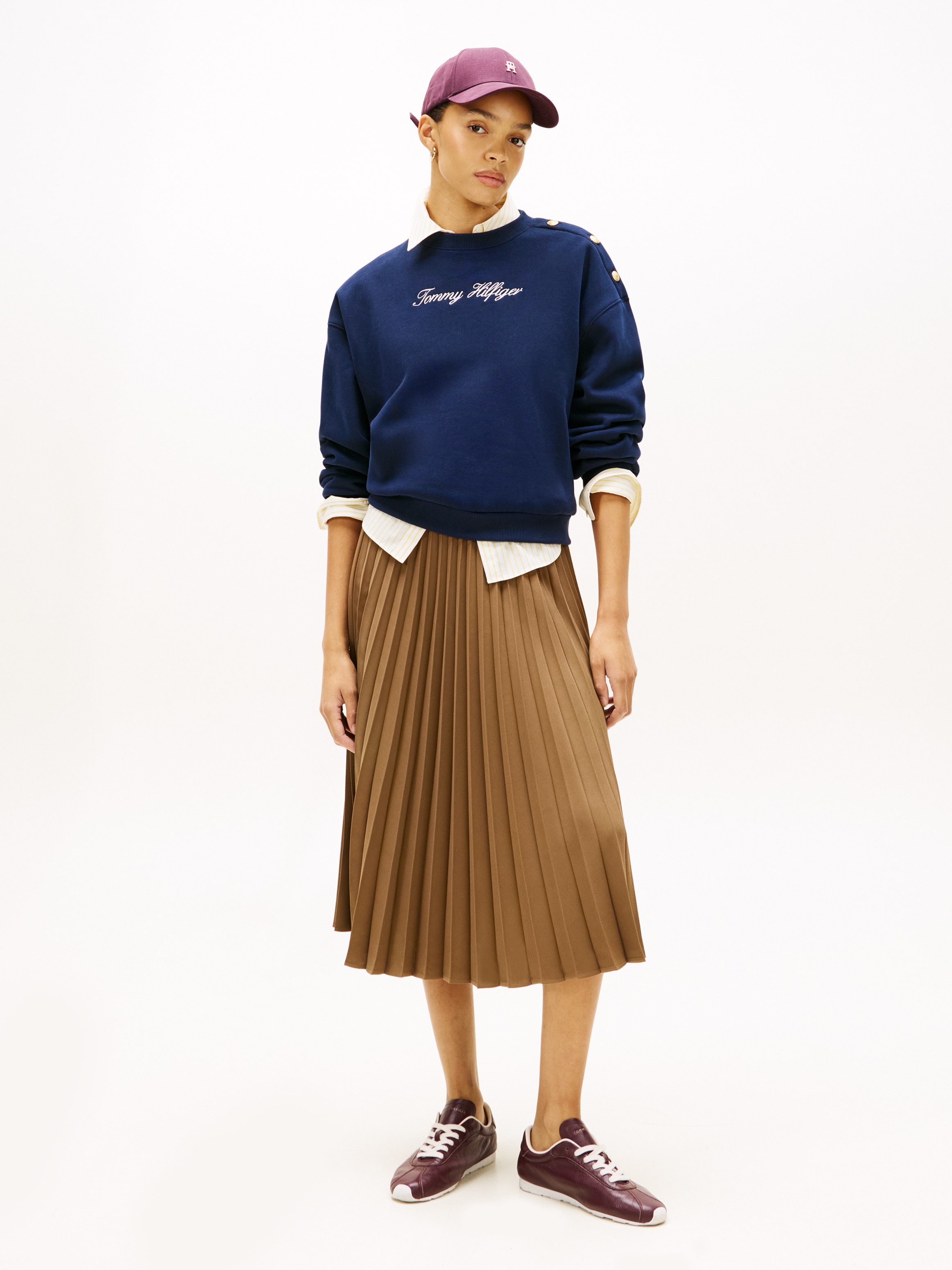 Tommy Hilfiger Sweatshirt »GOLD BTN SCRIPT FLEECE SWTSRT«, mit goldfarbenen Knöpfen
