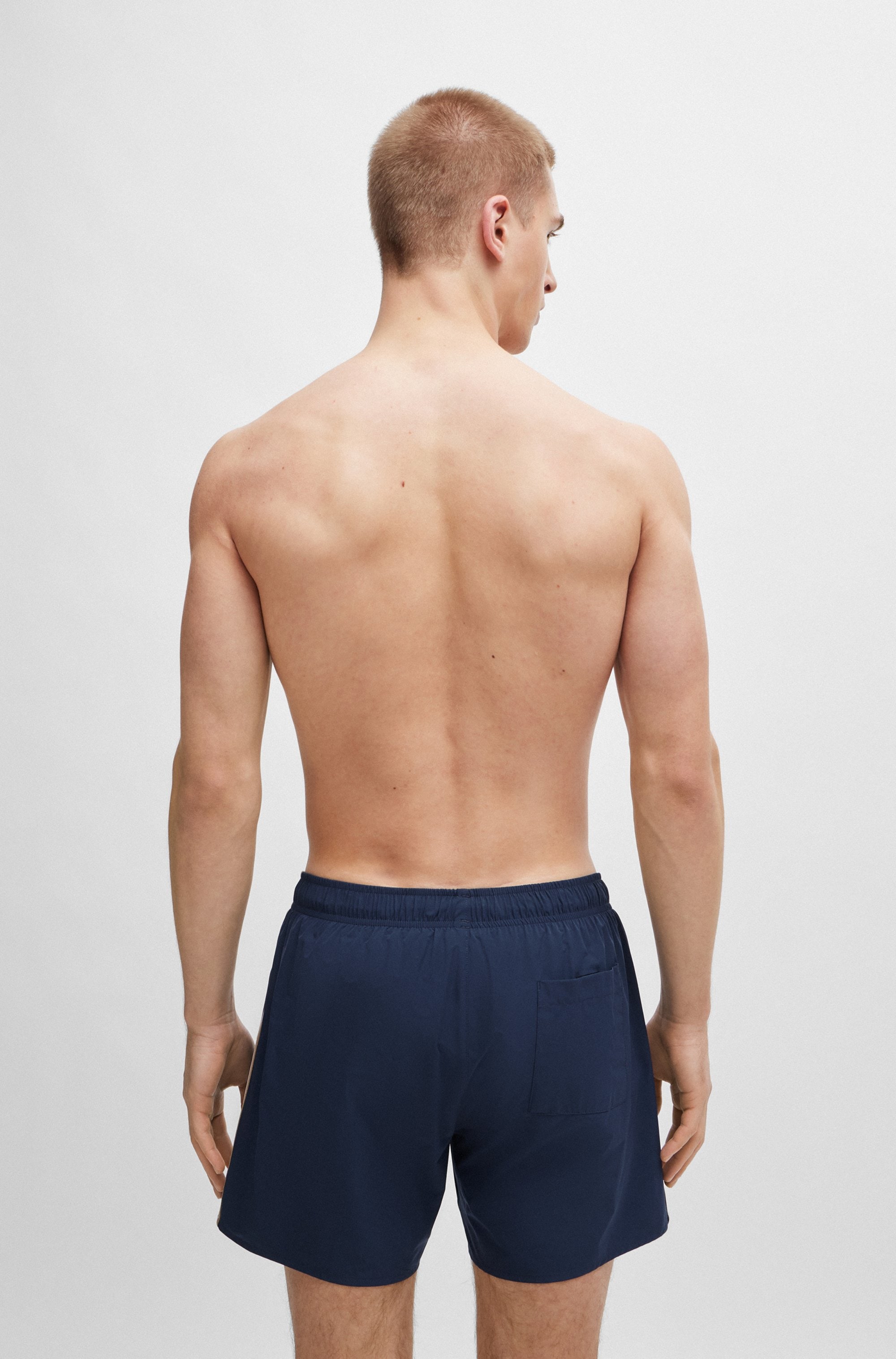 BOSS Badeshorts »Iconic«, mit Gesäßtasche