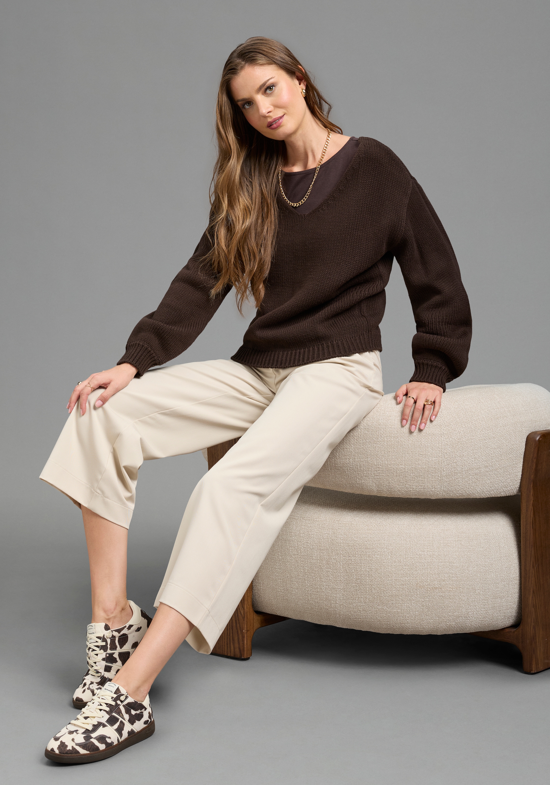 Laura Scott V-Ausschnitt-Pullover »mit moderner Oversize-Passform« aus Grobstrick