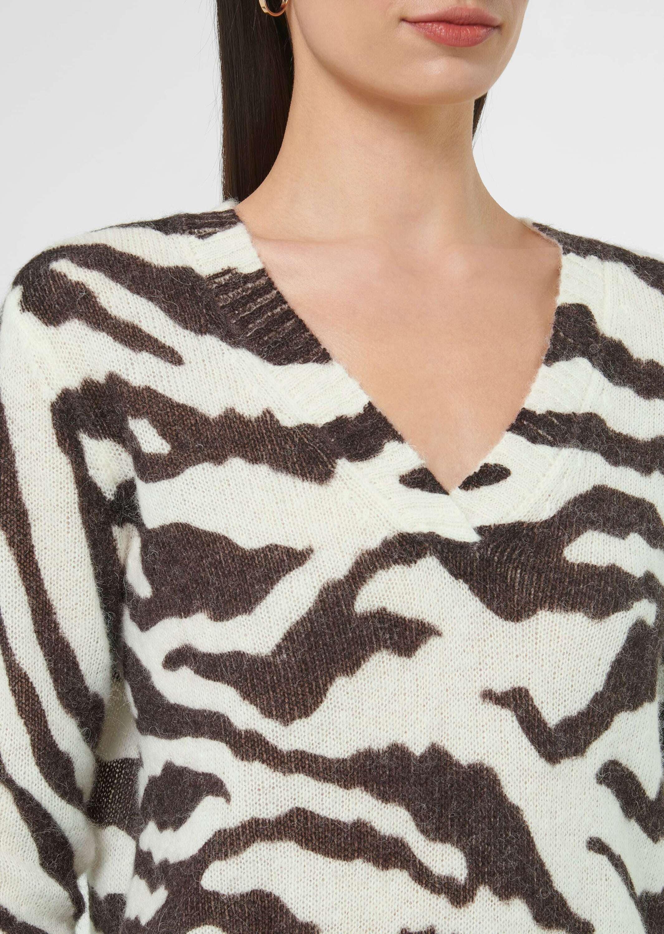 MADELEINE Longpullover »Pullover Zebra-Pullover mit flauschigem Alpaka«