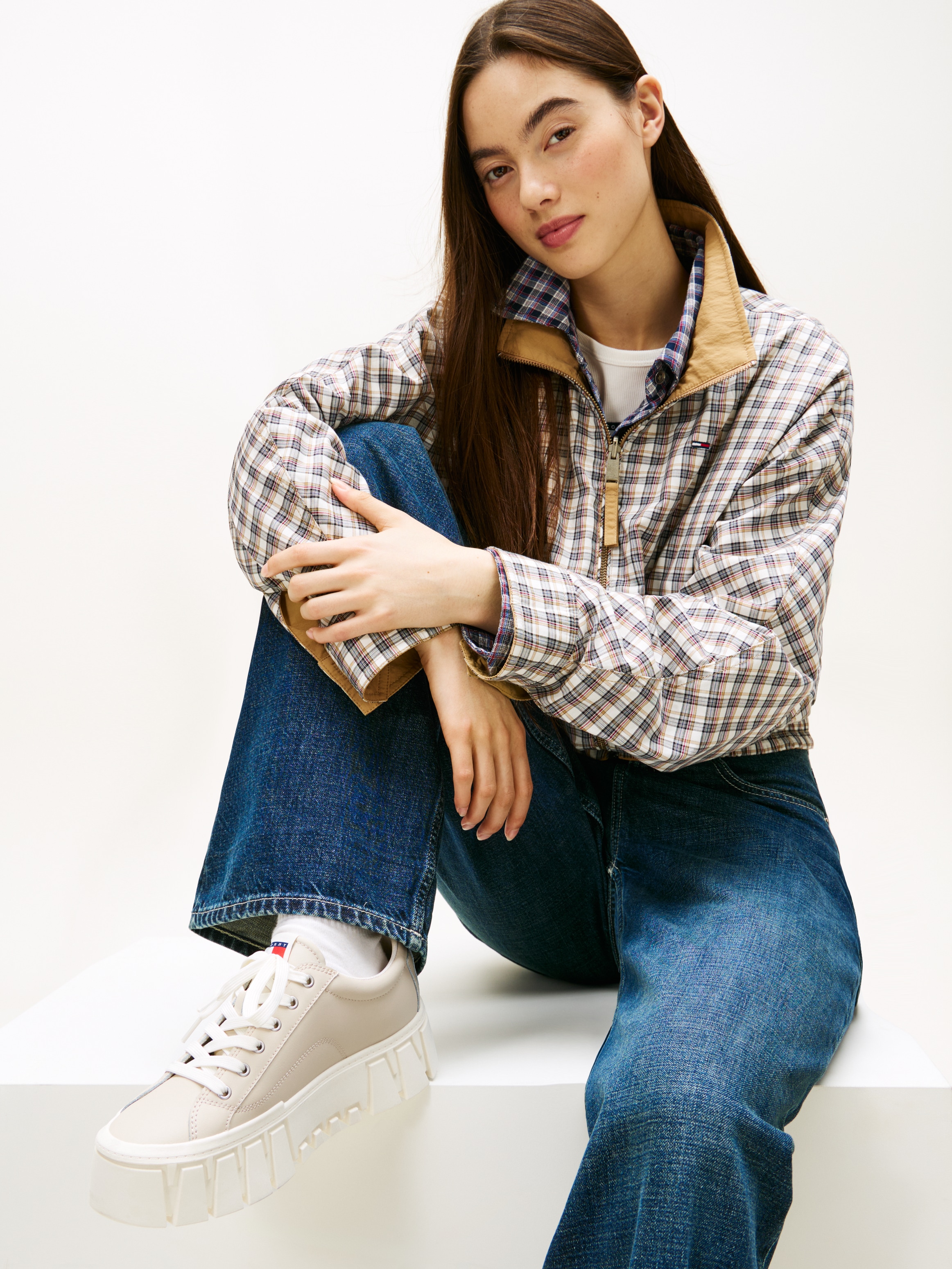 Tommy Jeans Plateausneaker »TJW VULC FLATFORM LEATHER«  , Freizeitschuh, Halbschuh, Schnürschuh mit dezenten Ziernähten