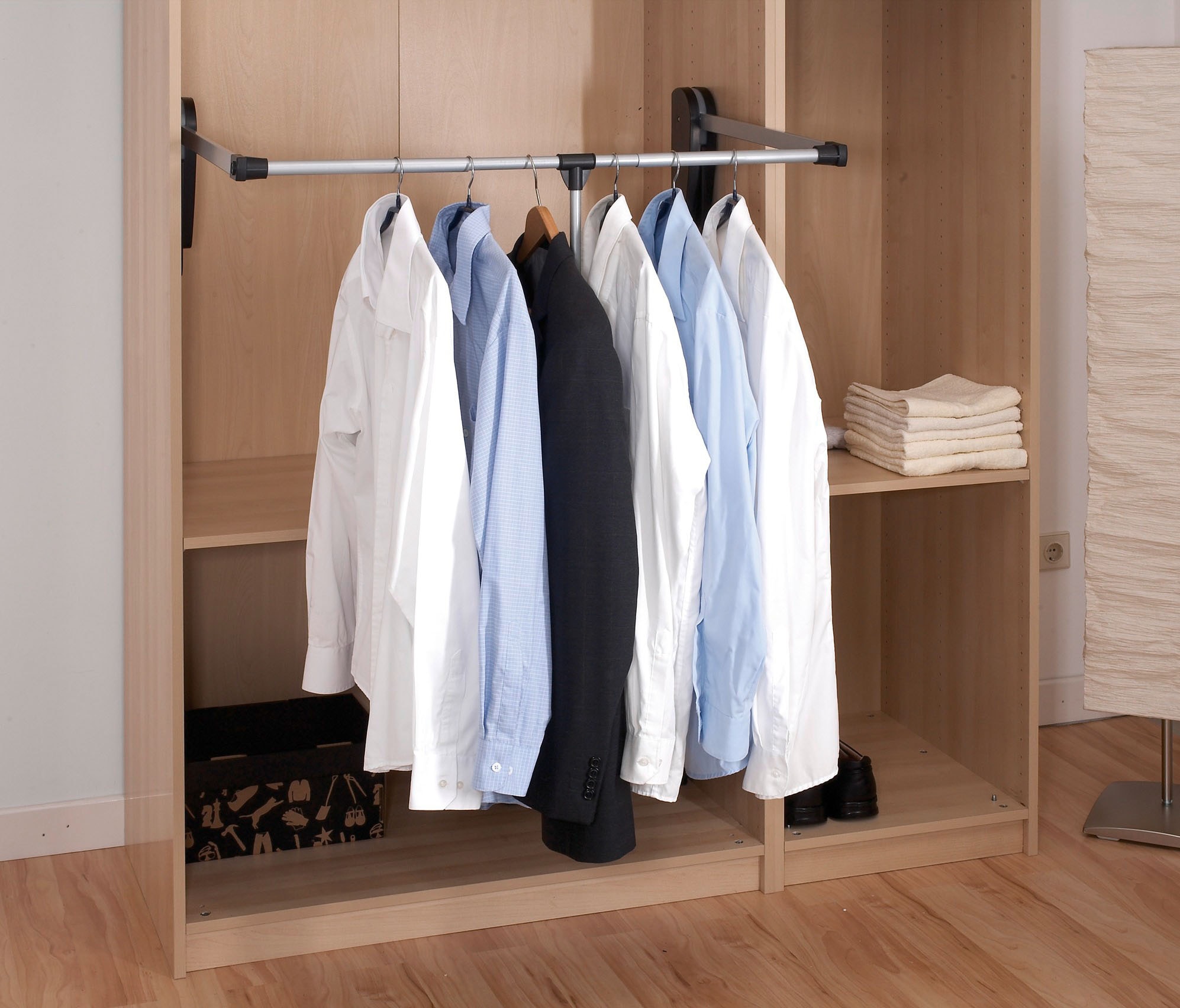 WENKO Kleiderstange, Garderobenlift, für bis 87 bestellen Schrankinnenmaße auf Breite Raten cm 130 schwenkbar