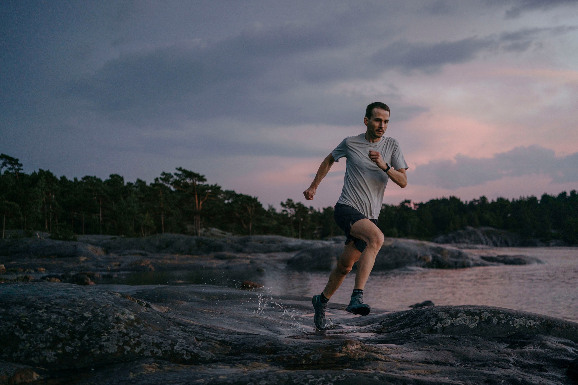 Suunto Smartwatch »9 Peak Pro«, (3,04 cm / 1,2 Zoll),)