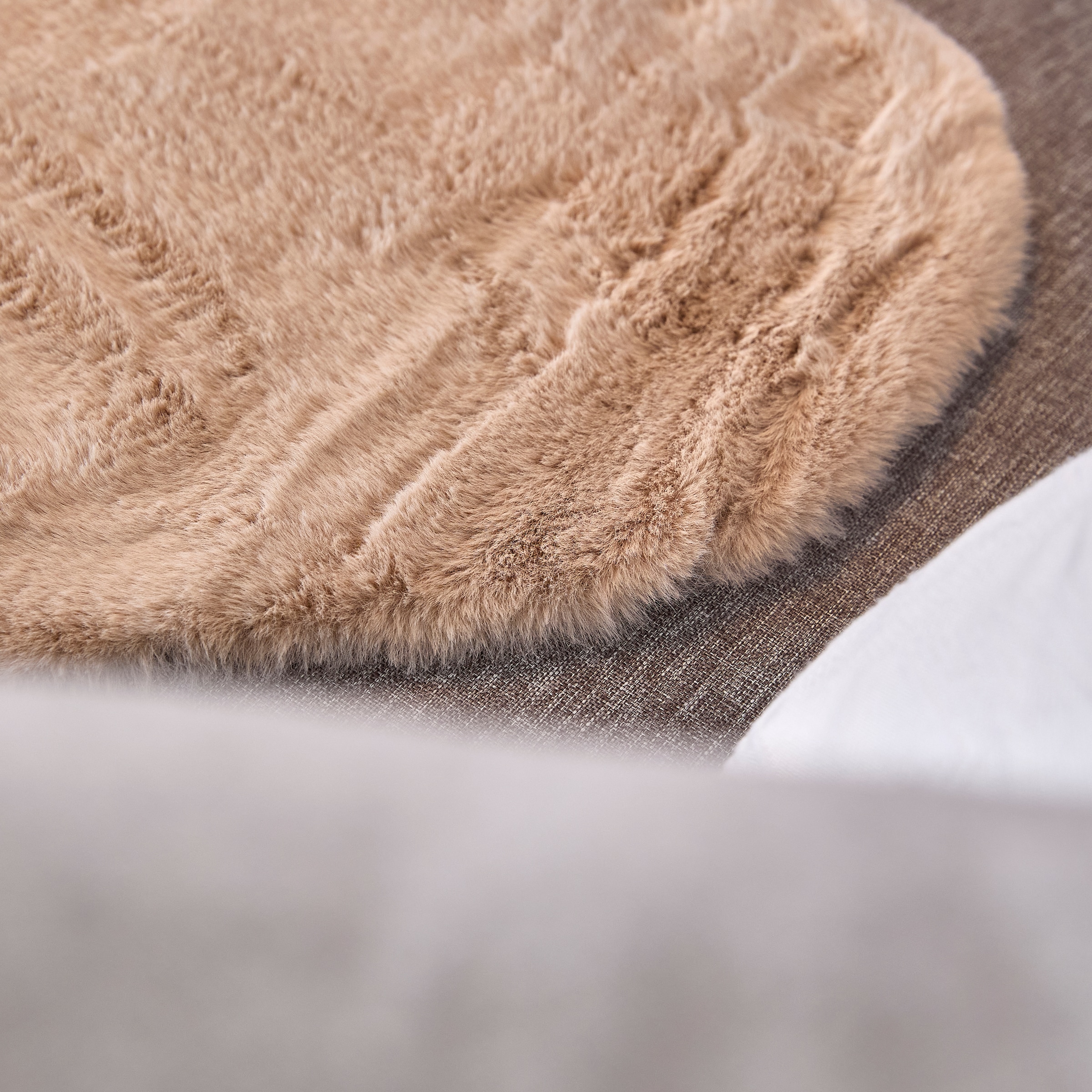 ASTRA Fellteppich »Elda , Kunstfell« rechteckig 13 mm Höhe Dekofell, kuschelweich,  Wohnzimmer, Kinderzimmer, Kaninchenhaptik