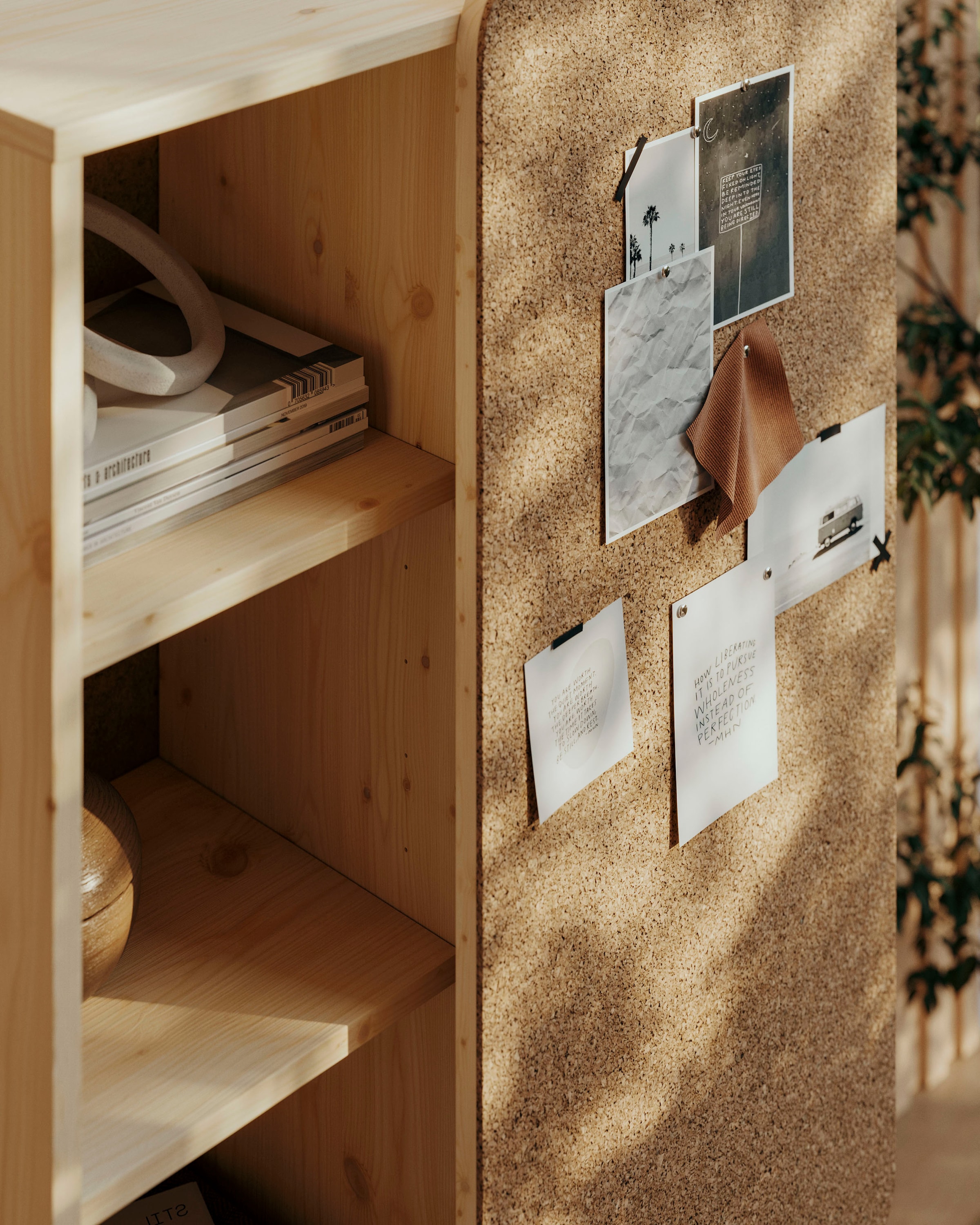 Karup Design Hochkommode »Slide«, Aus massiven Kiefernholz und Kork Pinwand