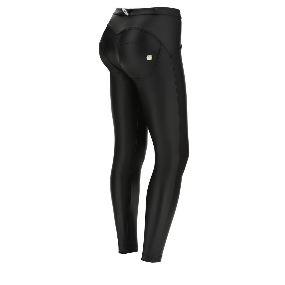 Freddy 7/8-Hose »WRUP REGULAR SUPERSKINNY 7/8«, mit Push up-Effekt, aus Lederimititat