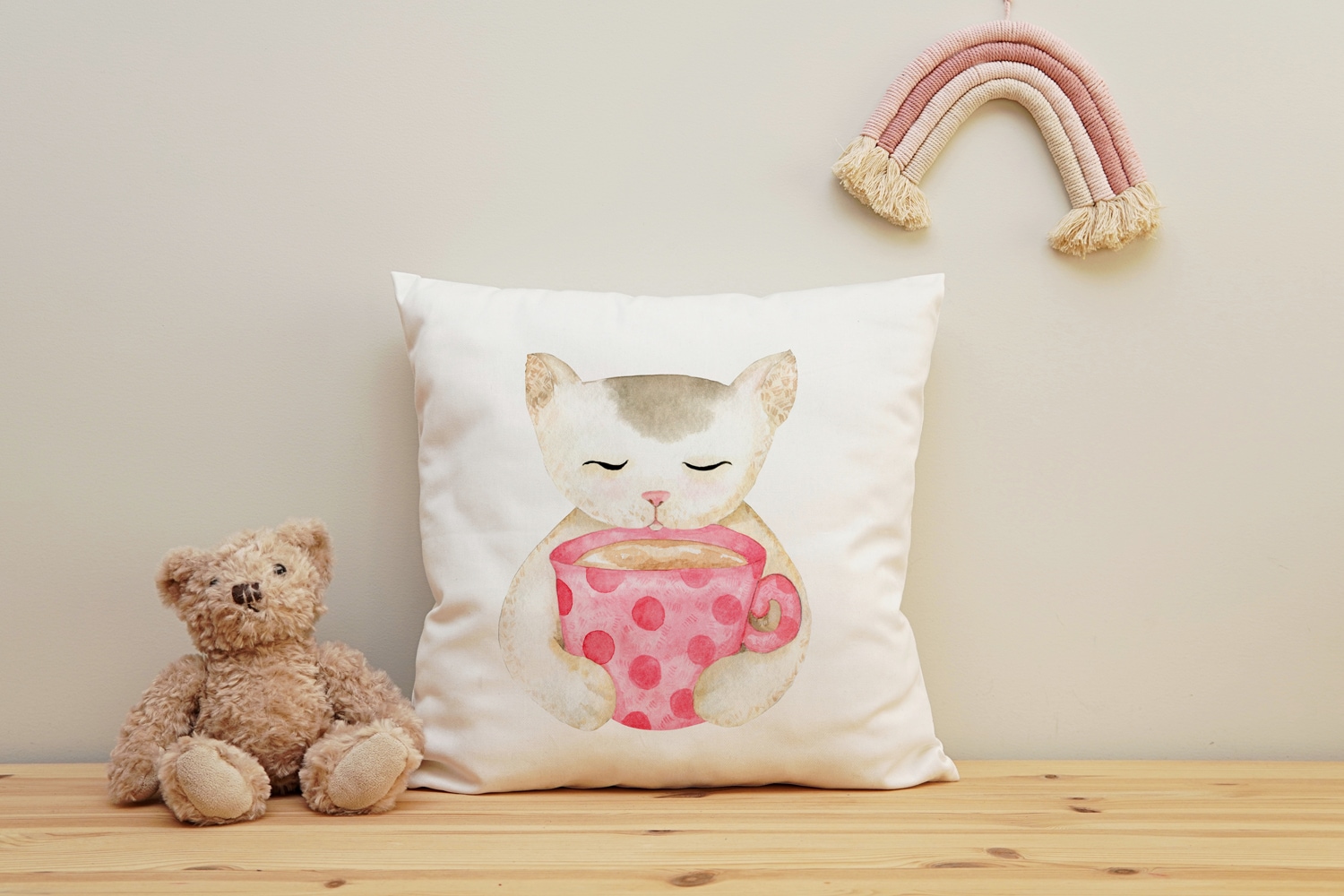 queence Dekokissen »Katze mit Kakao«, Kissenhülle mit HD Premium Druck, geruchsneutral, 40x40cm