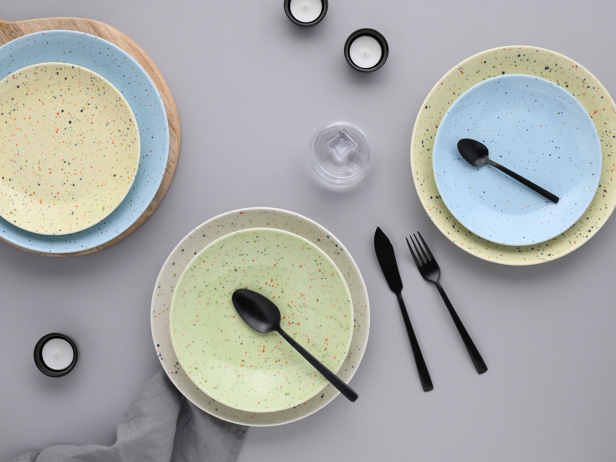 CreaTable Teller-Set »Confetti, Teller Set 12-tlg.« Unregelmäßige bunte Punkte, Gute Laune Geschirr, Frisch, Freundlich