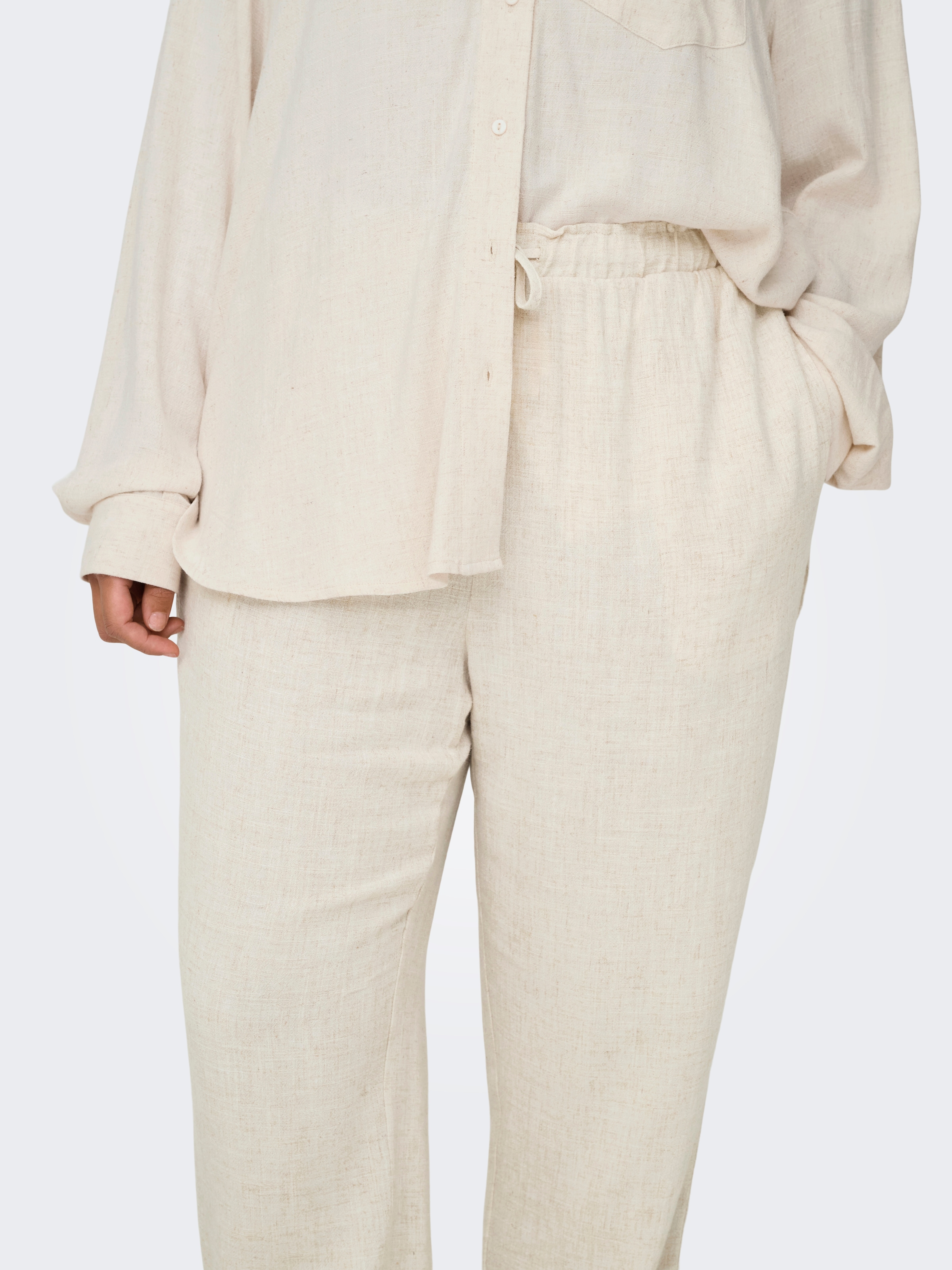ONLY CARMAKOMA Schlupfhose »CARSIESTA HW PULL-UP LINEN BL PNT NOOS«  Viskosemischung, mit Leinen, High Waist
