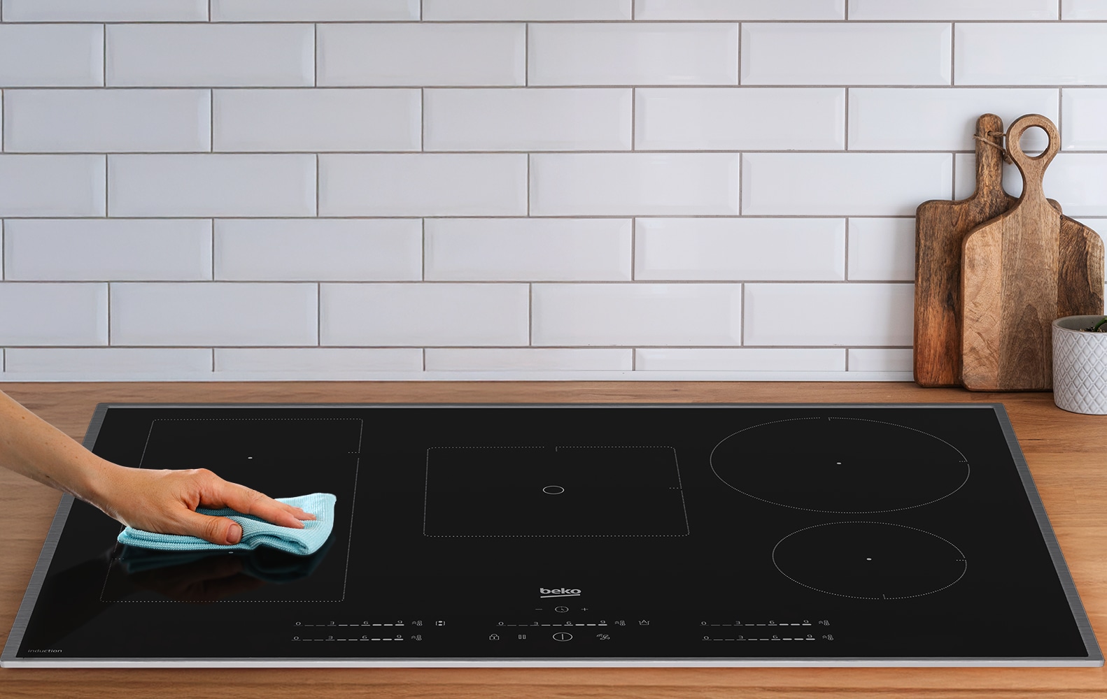 BEKO Elektro-Herd-Set »BBUMA1132X« mit 1-fach-Teleskopauszug SteamShine Set, 1 Stk. tlg. Knusprige Ergebnisse mit wenig Fett mit der AirFry-Funktion