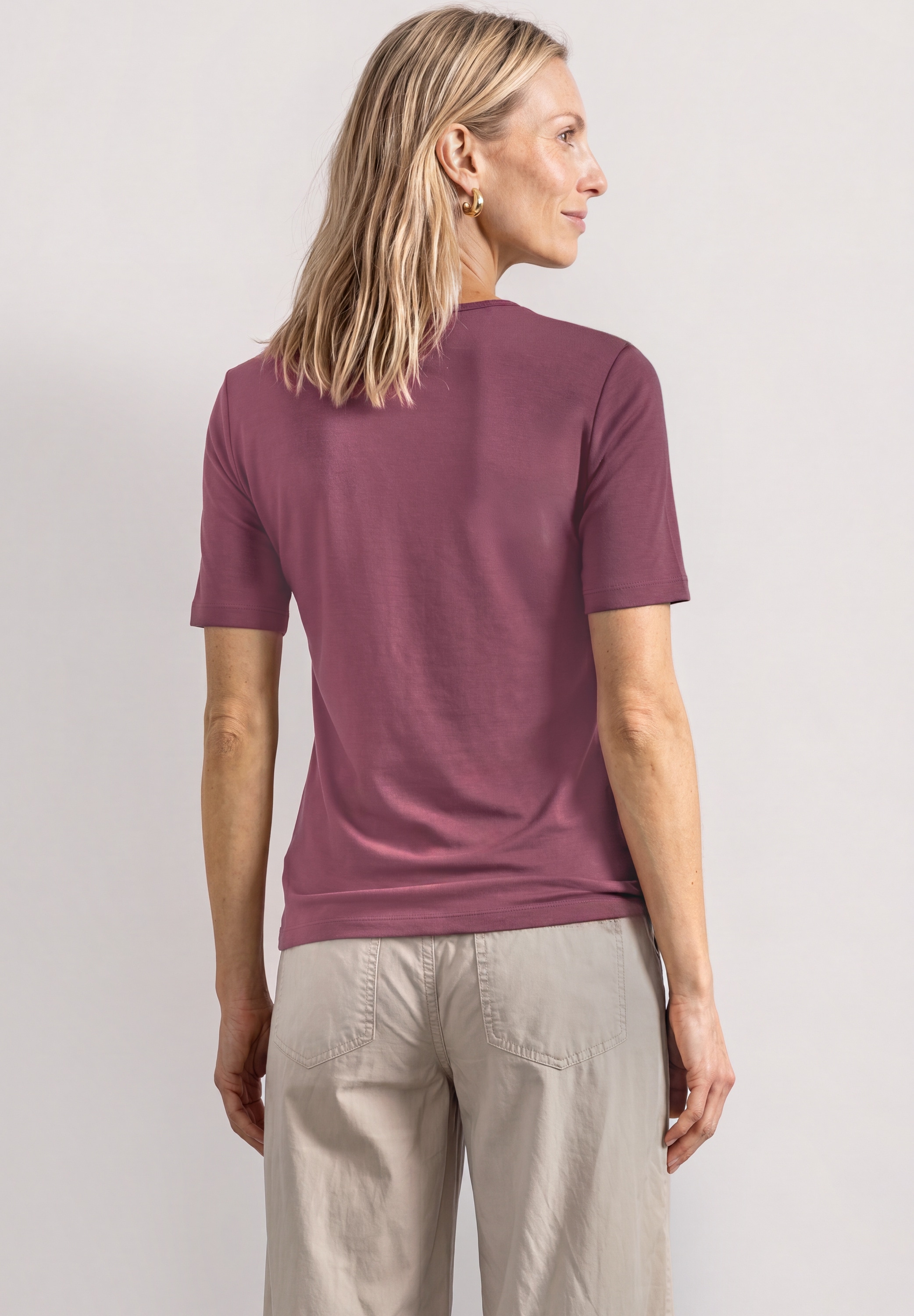 STREET ONE Kurzarmshirt »Style Ada« Sommershirt mit Herz-Ausschnitt