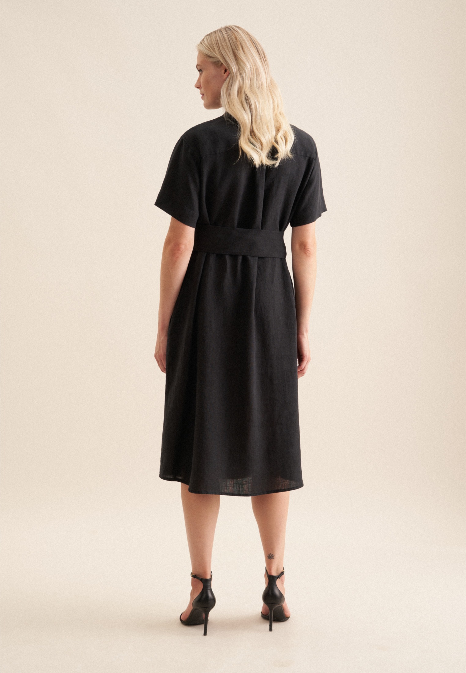 seidensticker Sommerkleid »Schwarze Rose«, Kurzarm Rundhals Uni