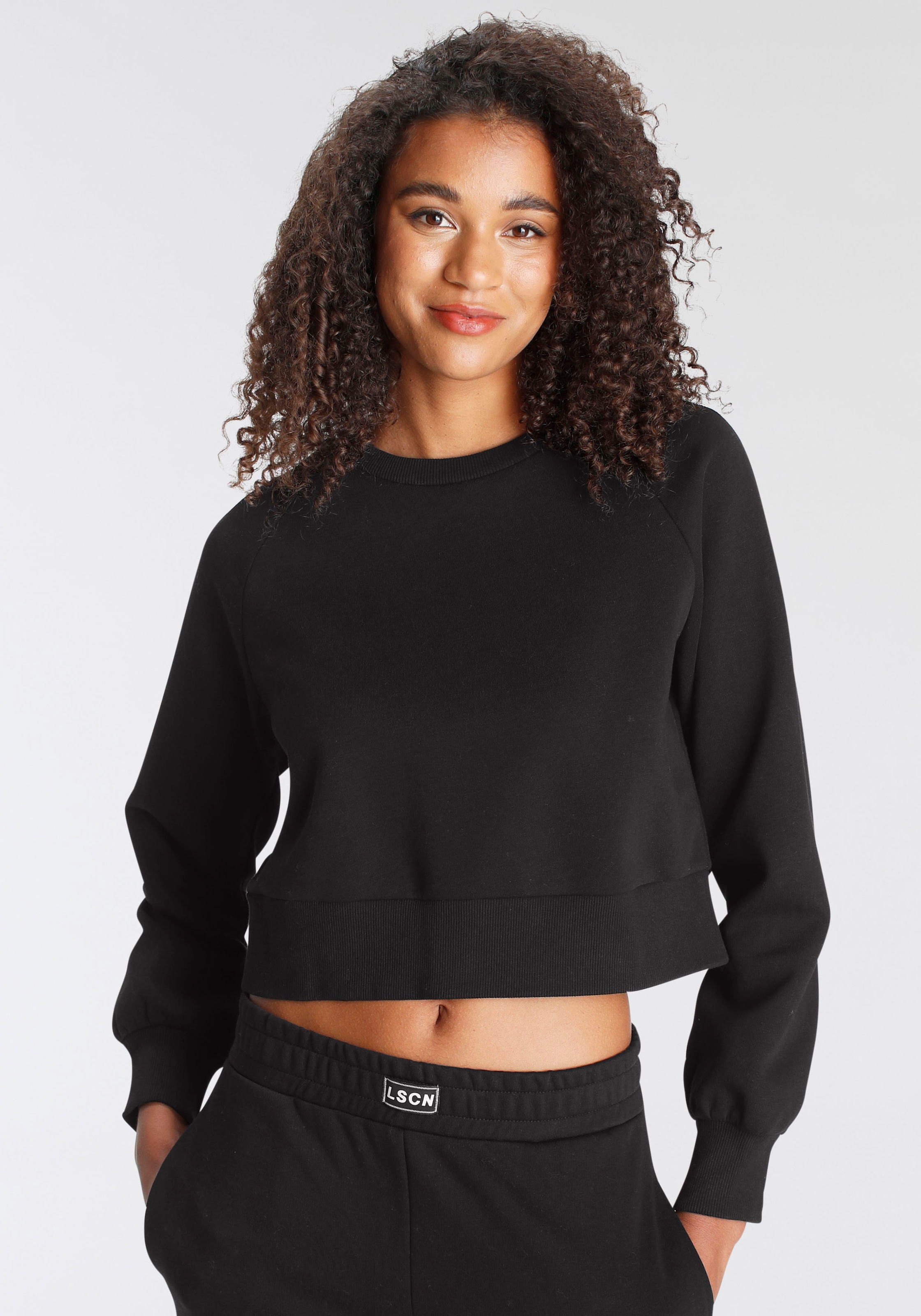 LSCN by LASCANA Sweatshirt, mit Ziernähten, Loungeanzug