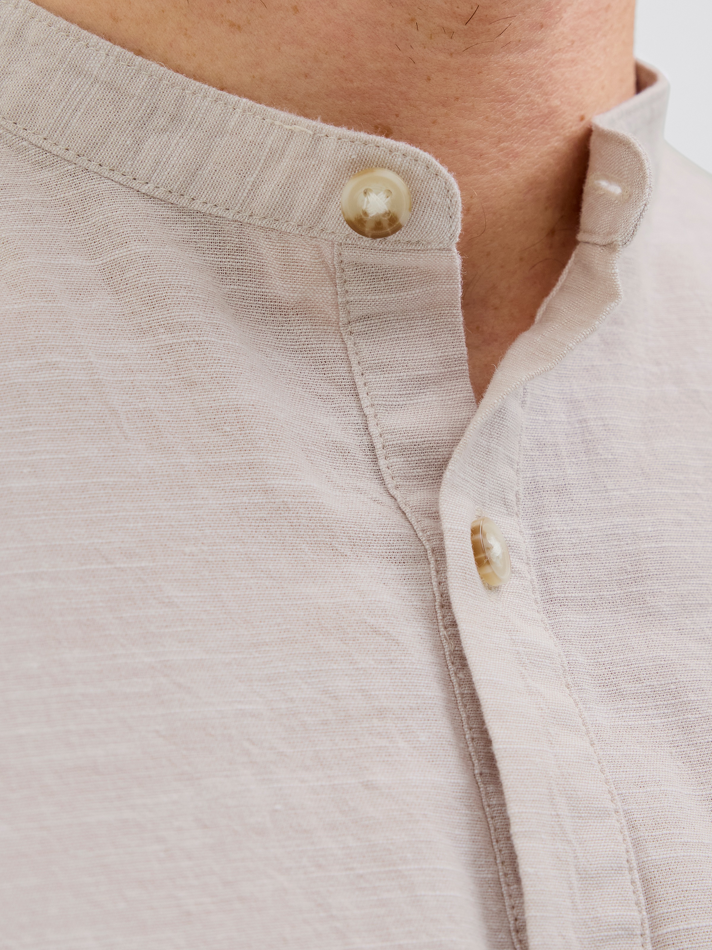 Jack & Jones Langarmhemd »JJESUMMER HALF PLACKET SHIRT LS SN«, mit Bandkragen