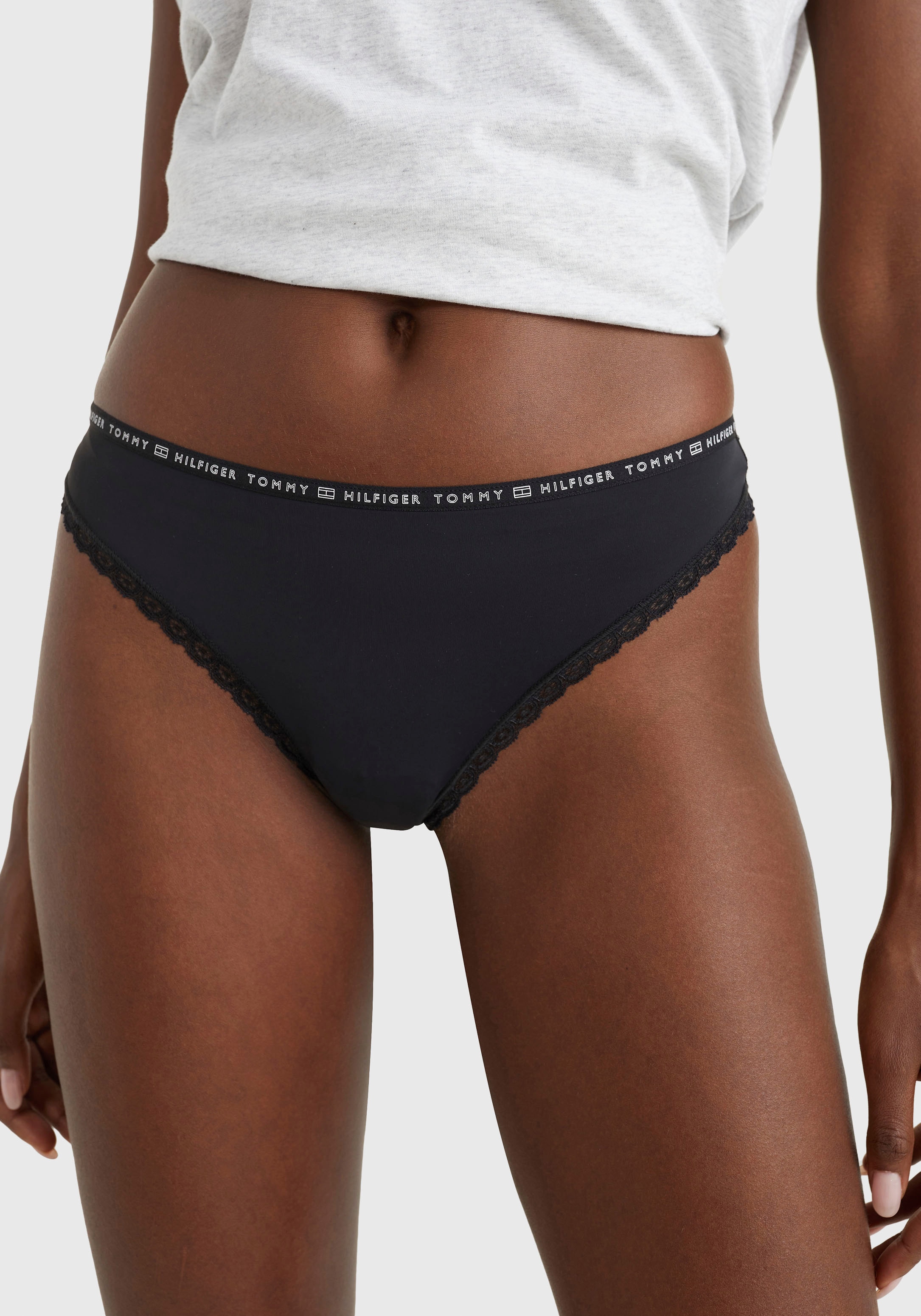 Tommy Hilfiger Underwear Bikinislip »3P mit Tommy Logo-Elastiktape 6 bei Spitzenkante BIKINI«, Hilfiger (Packung, 3er-Pack), ♕