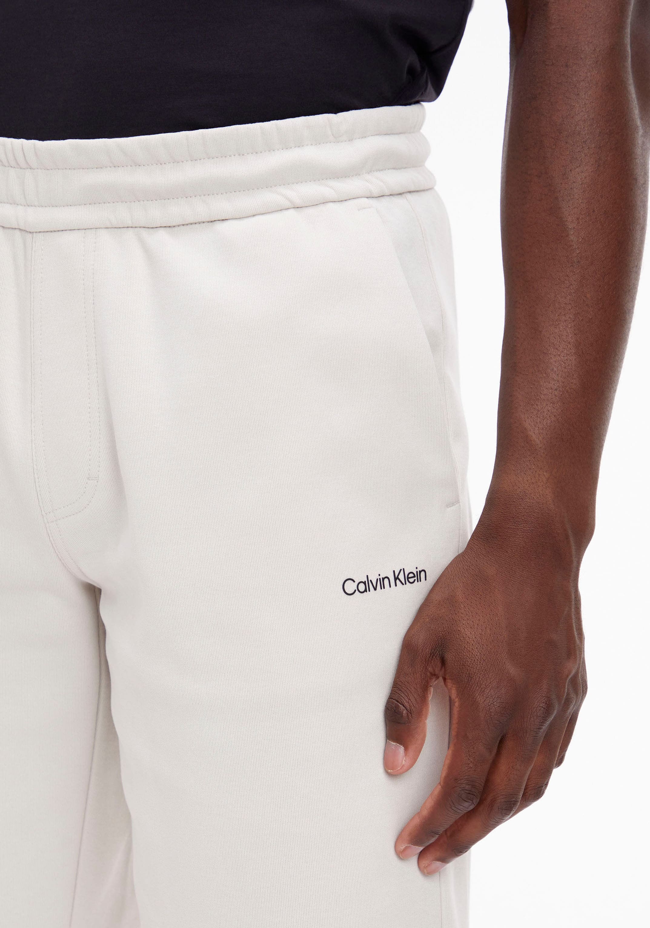 Calvin Klein Bermudas, im Joggpants-Style bei ♕