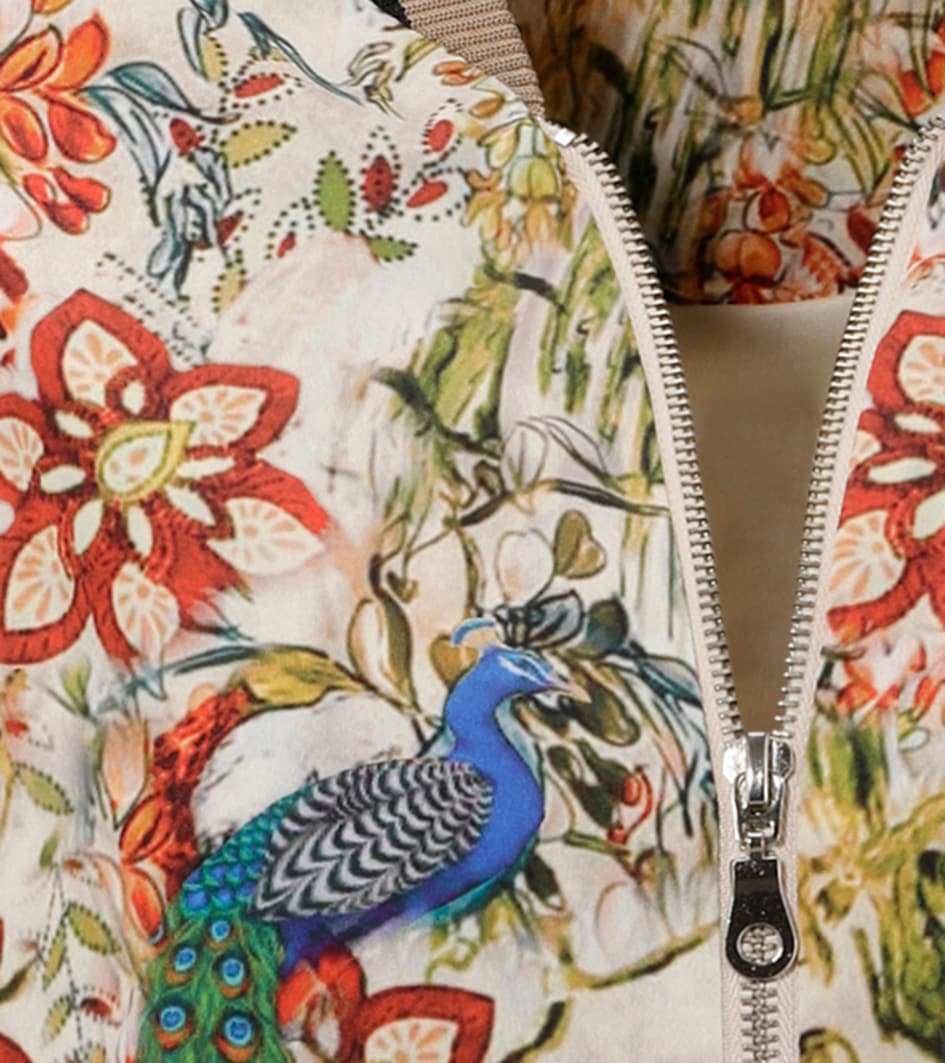 Aniston CASUAL Blouson, mit farbenfrohen Pfauen und Blumen bedruckt
