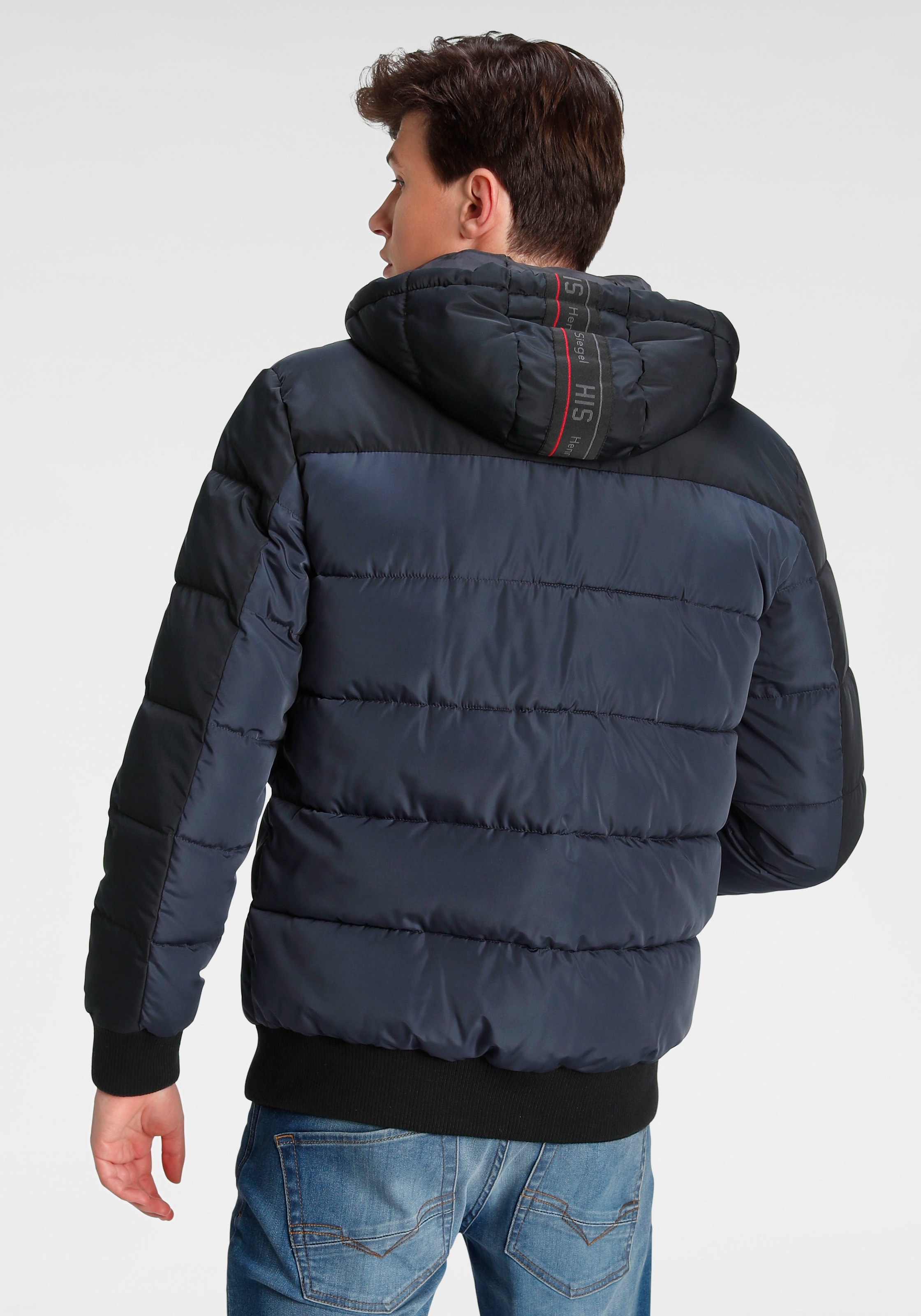 H.I.S Steppjacke, mit Kapuze, für kühle und windige Tage, aus leichtem Webstoff