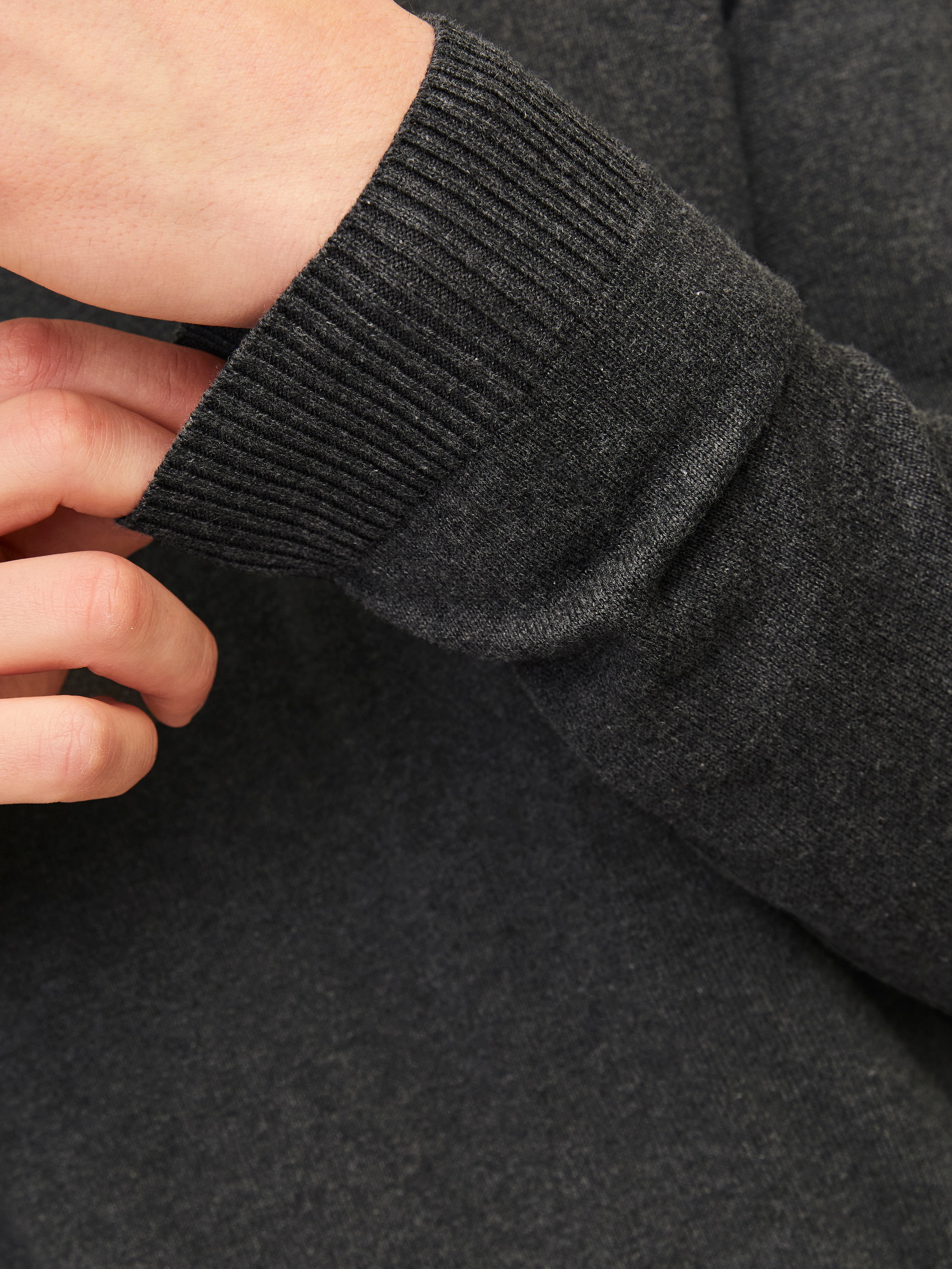 Jack & Jones V-Ausschnitt-Pullover »JJEBASIC mit V-Ausschnitt, ideal für Herbst und Alltag« unifarben, modisch, slim fit, Baumwolle, V-Ausschnitt