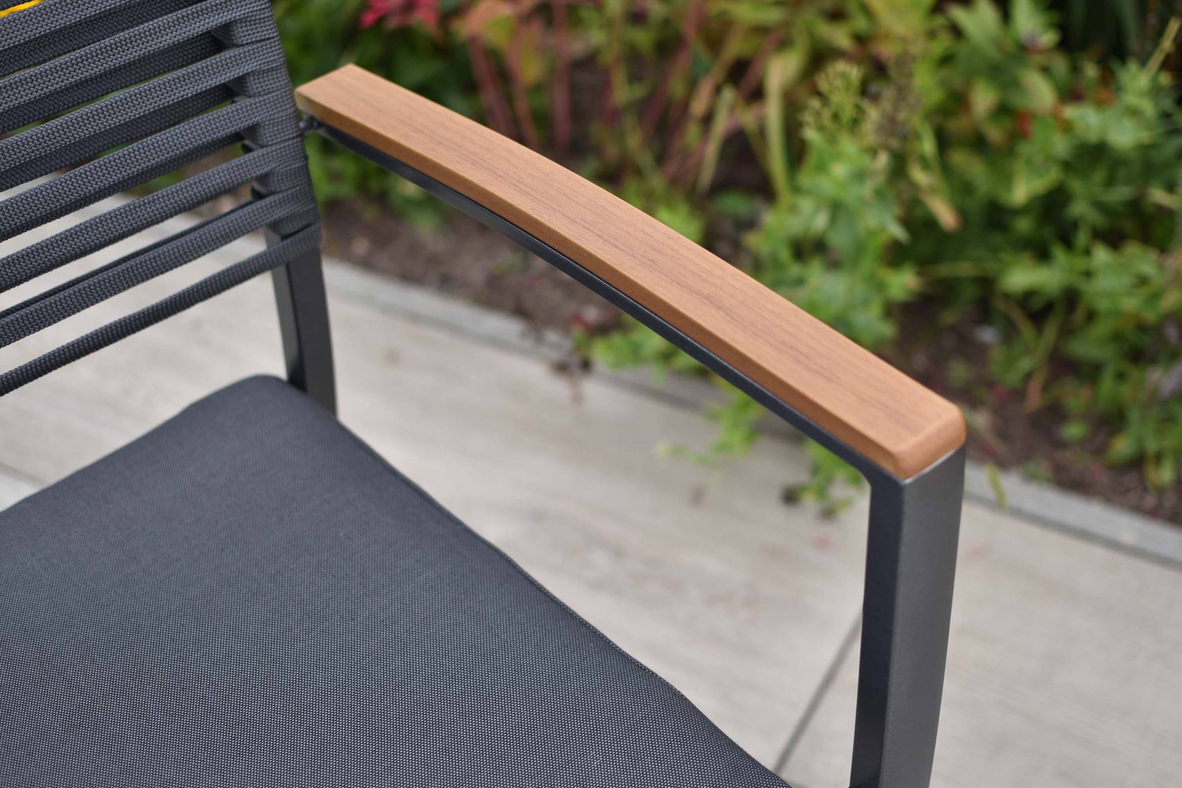MERXX Gartensessel »Parella« Set, 2 Stk. tlg. Rückenfläche aus Ropebändern, Armlehnen aus Kunststoff