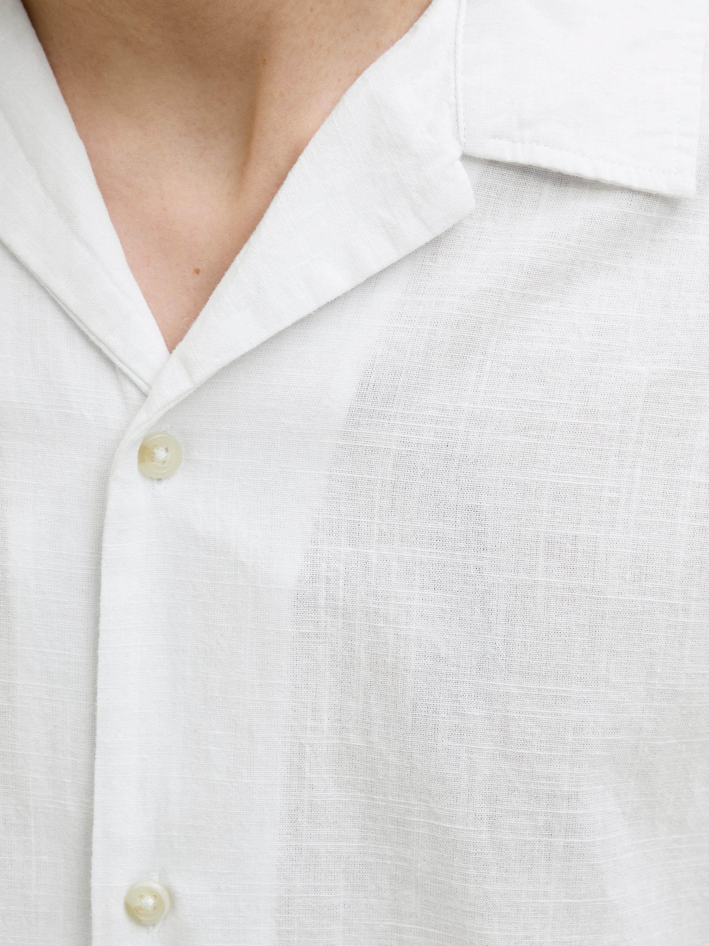 Jack & Jones Kurzarmhemd »JJESUMMER RESORT SHIRT SS SN« mit Resort Kragen