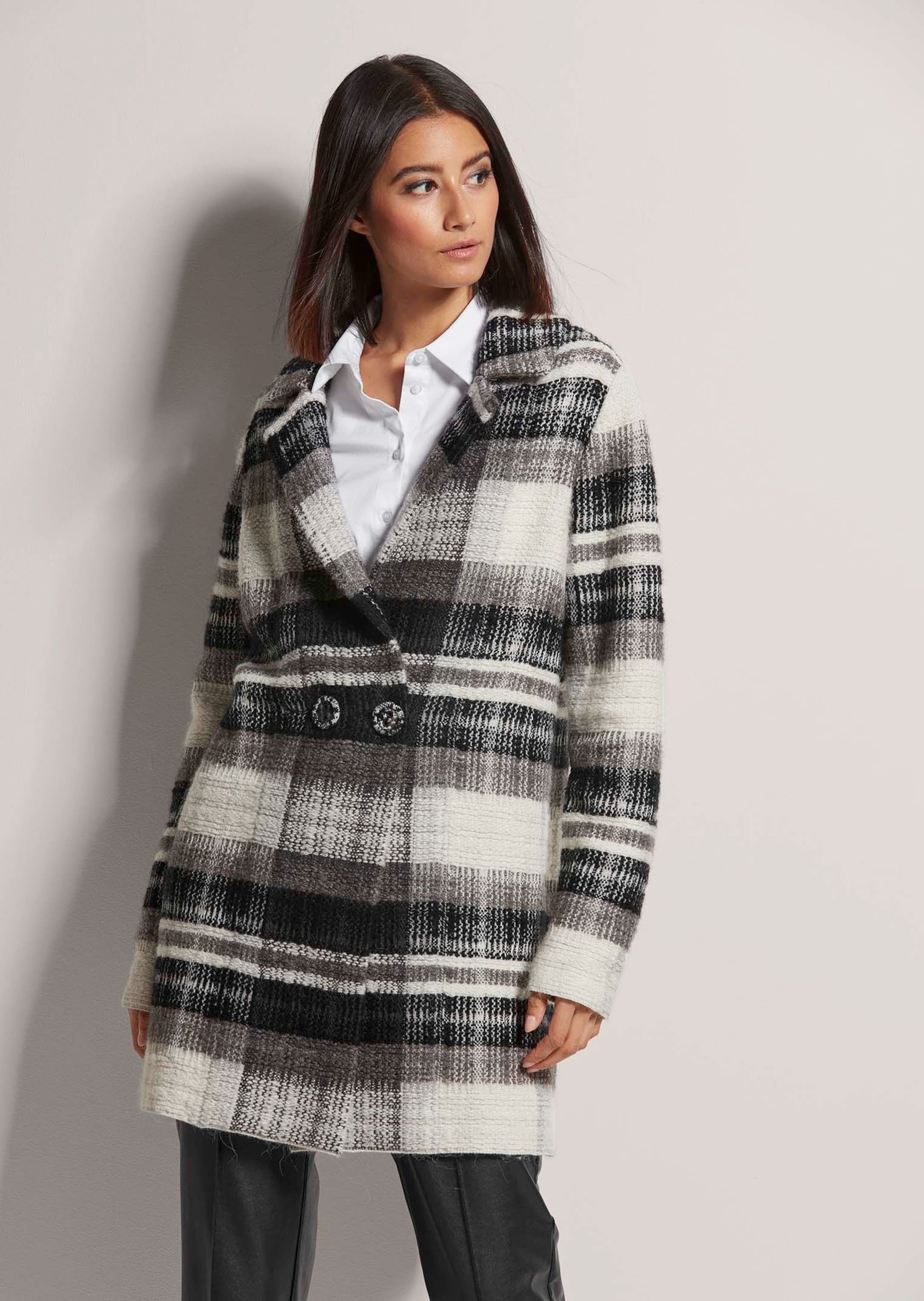 MADELEINE Strickjacke »Strickjacke Dünner Mantel aus italienischem Garn«