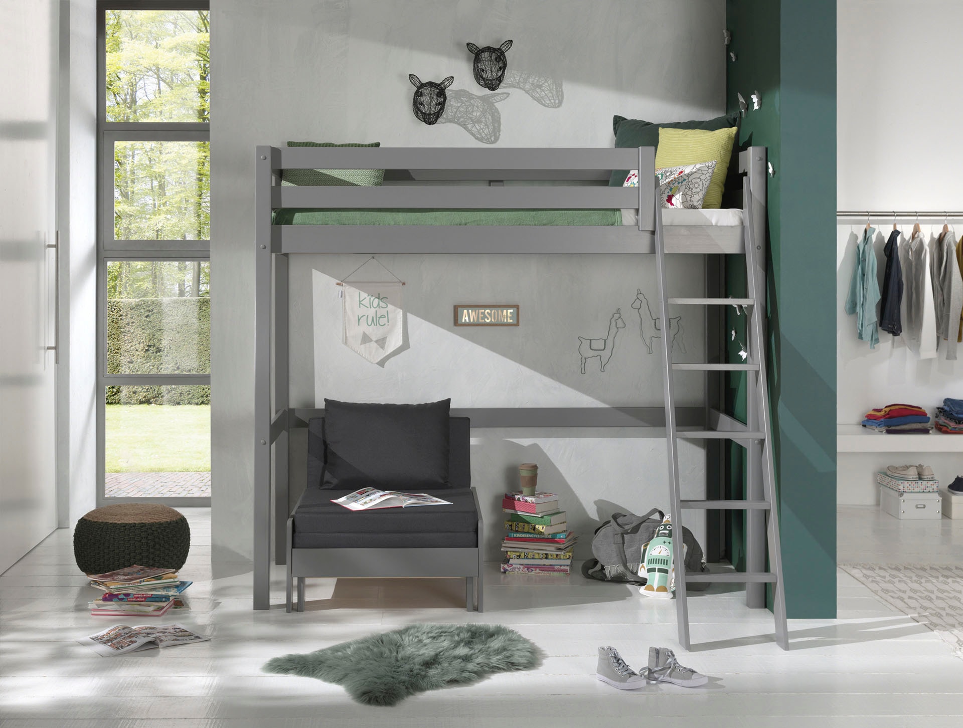Vipack Hochbett, (Made in Europe), Hochbett mit 90 x 200 cm Liegefläche, grau oder weiß lackiert