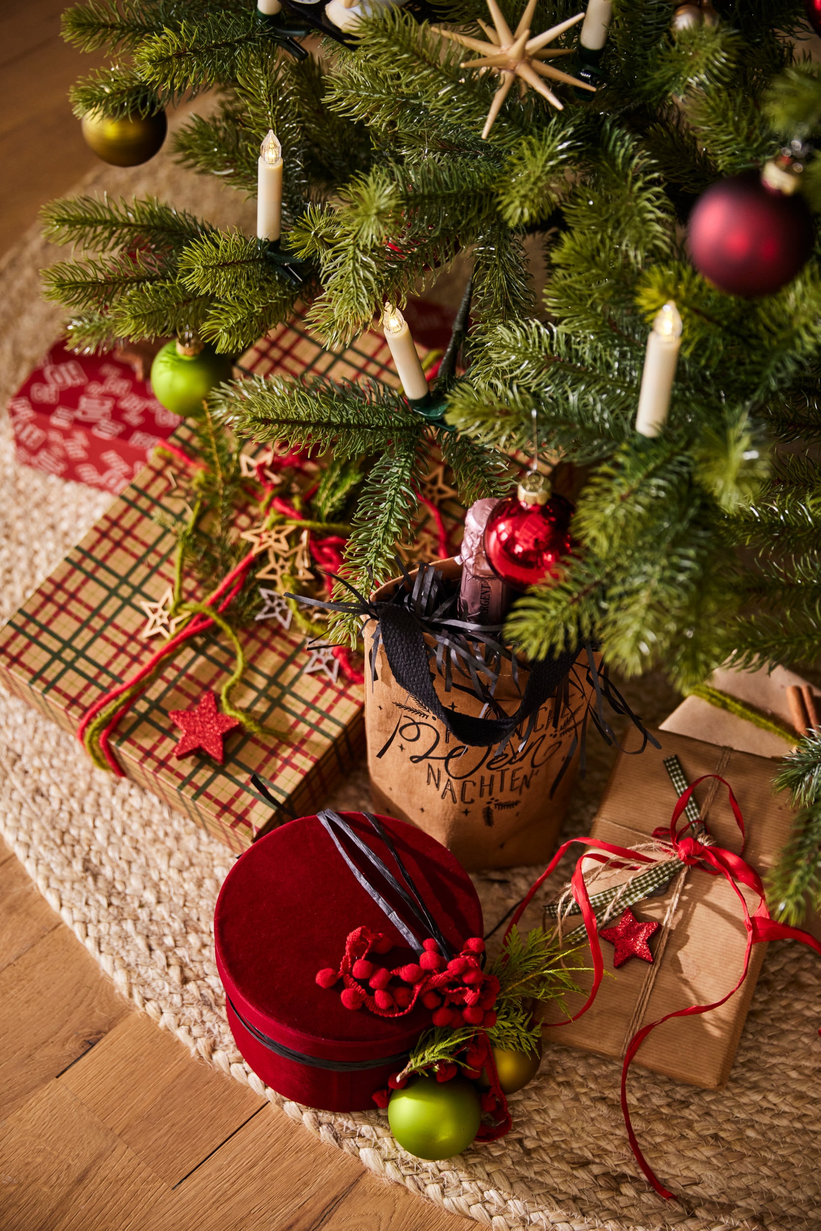 MAGIC by Inge Weihnachtsbaumkugel, aus Glas, 28 Kugeln 6 cm, mit 100 Aufhängern