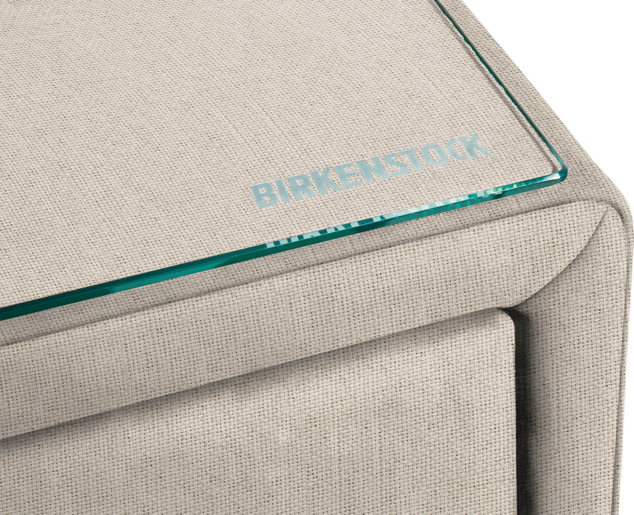 Birkenstock Nachtkommode »Montevideo«, inklusive Glasplatte, mit Lederlaschen-Griffen, mit Holzsockel