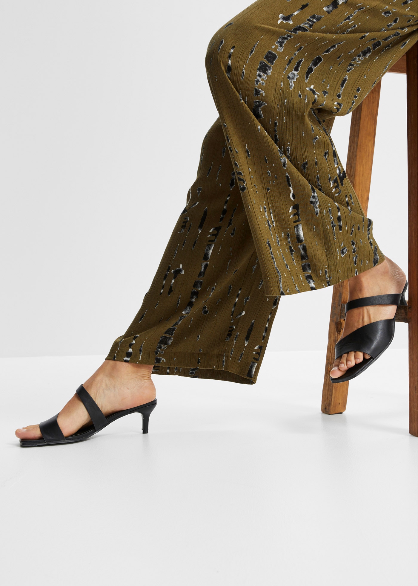 bonprix Palazzohose  Palazzo-Hose aus fließender Viskose