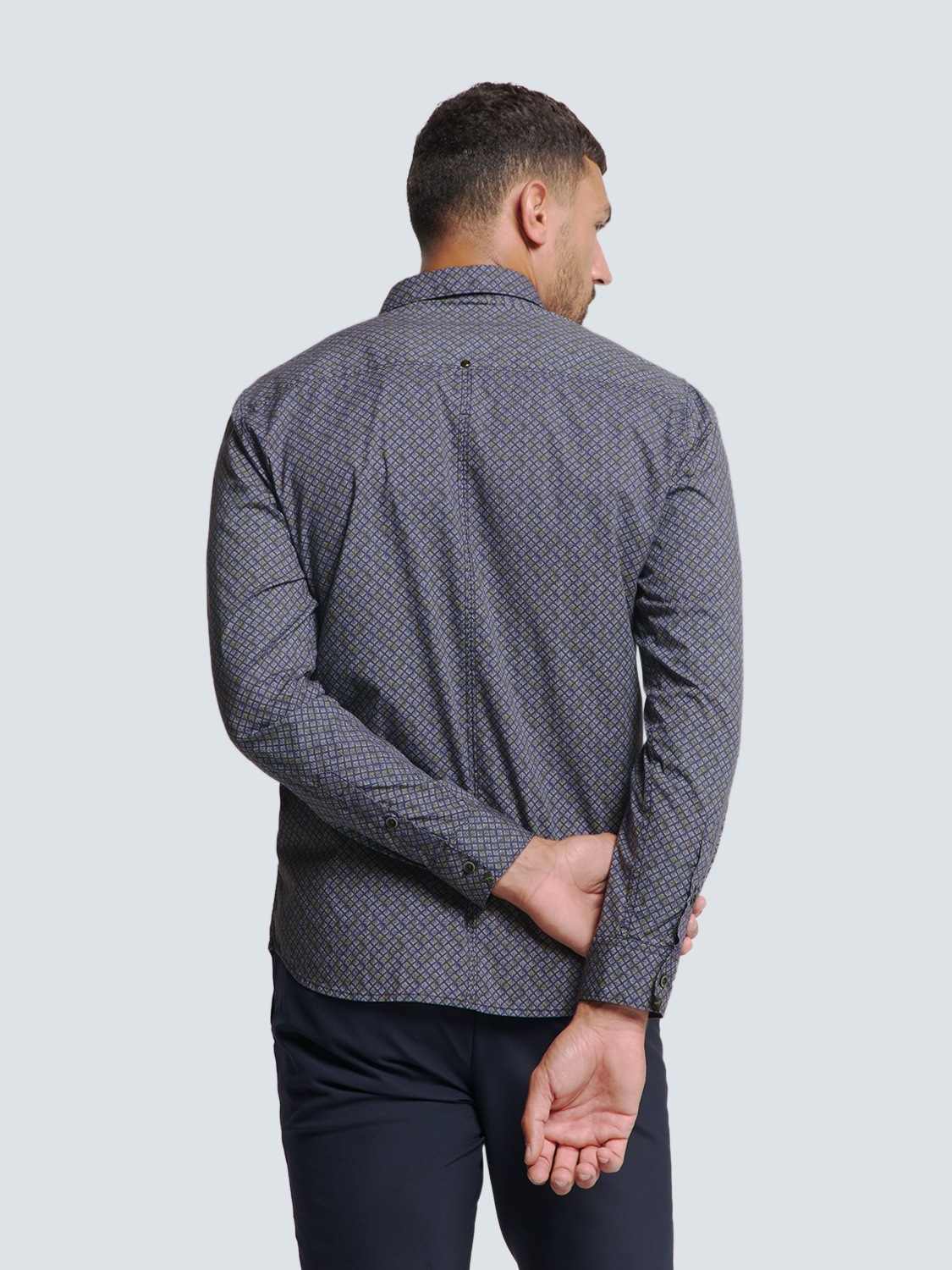 NO EXCESS Langarmhemd mit grafischem Muster und Brusttasche