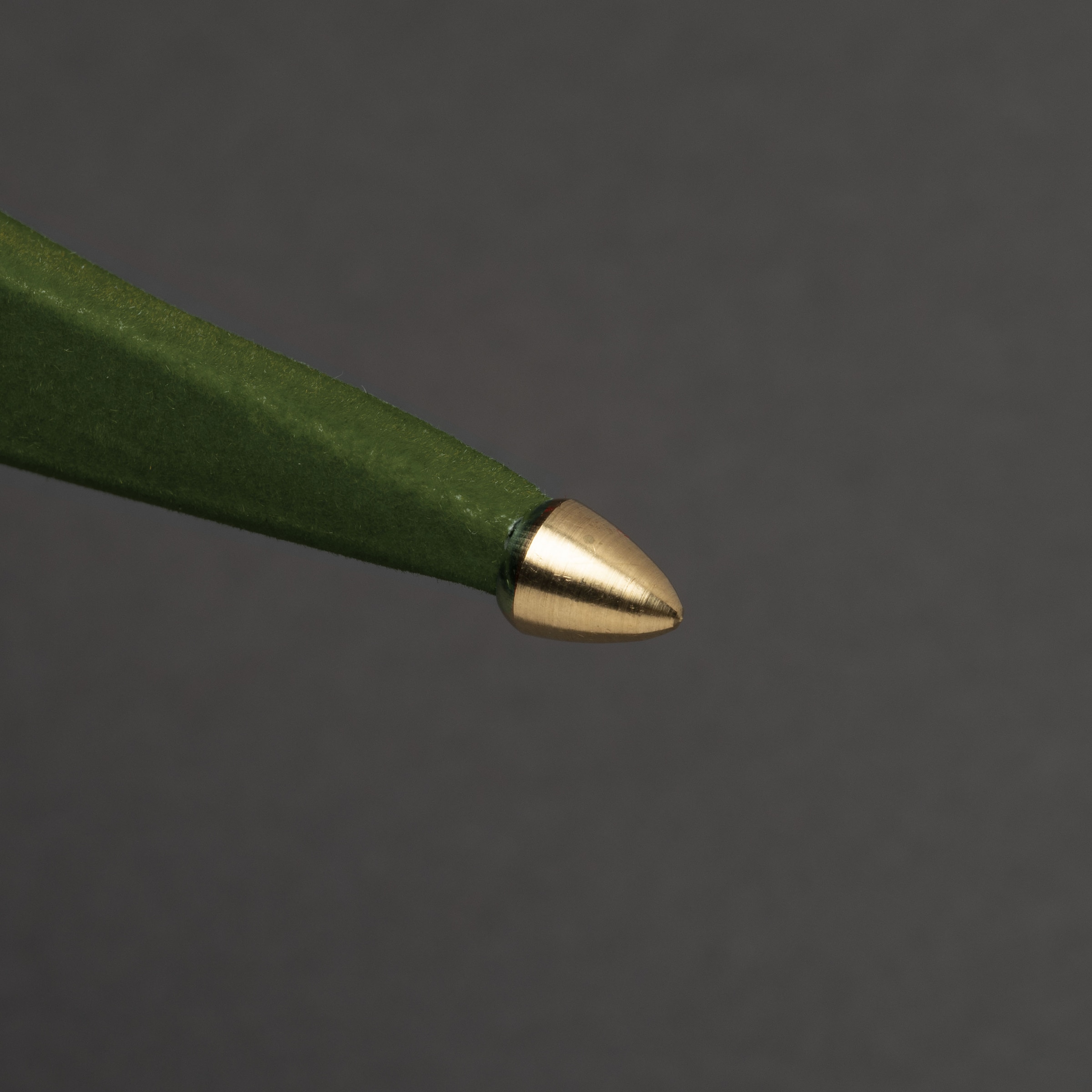 KONSTSMIDE Dekostern »Weihnachtsstern, Weihnachtsdeko« Papierstern, LED Stern mit grünem Samt, perforiert, 7 Zacken