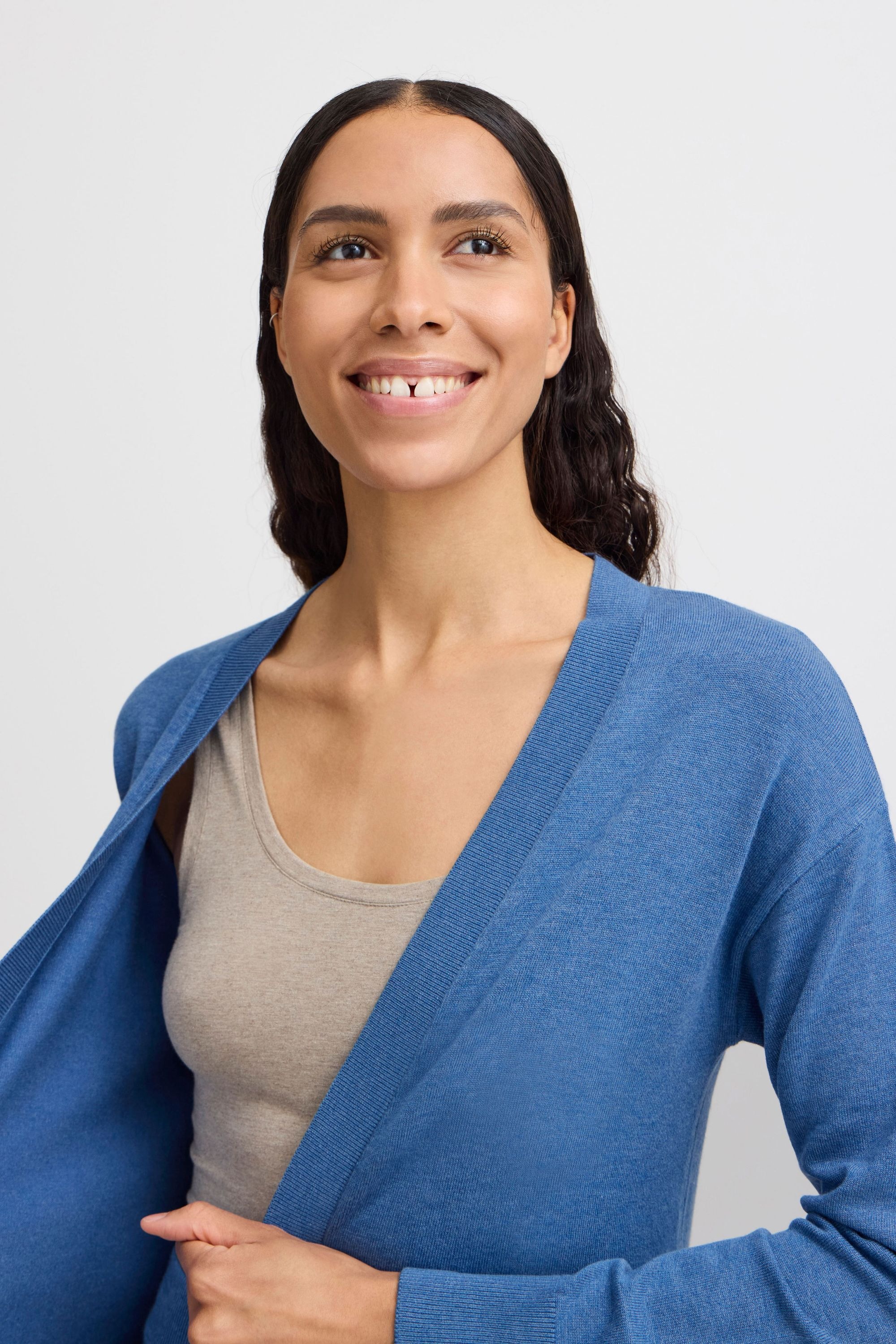 b.young Strickjacke »Strickjacke BYMMMORLA LONG CARDIGAN -«