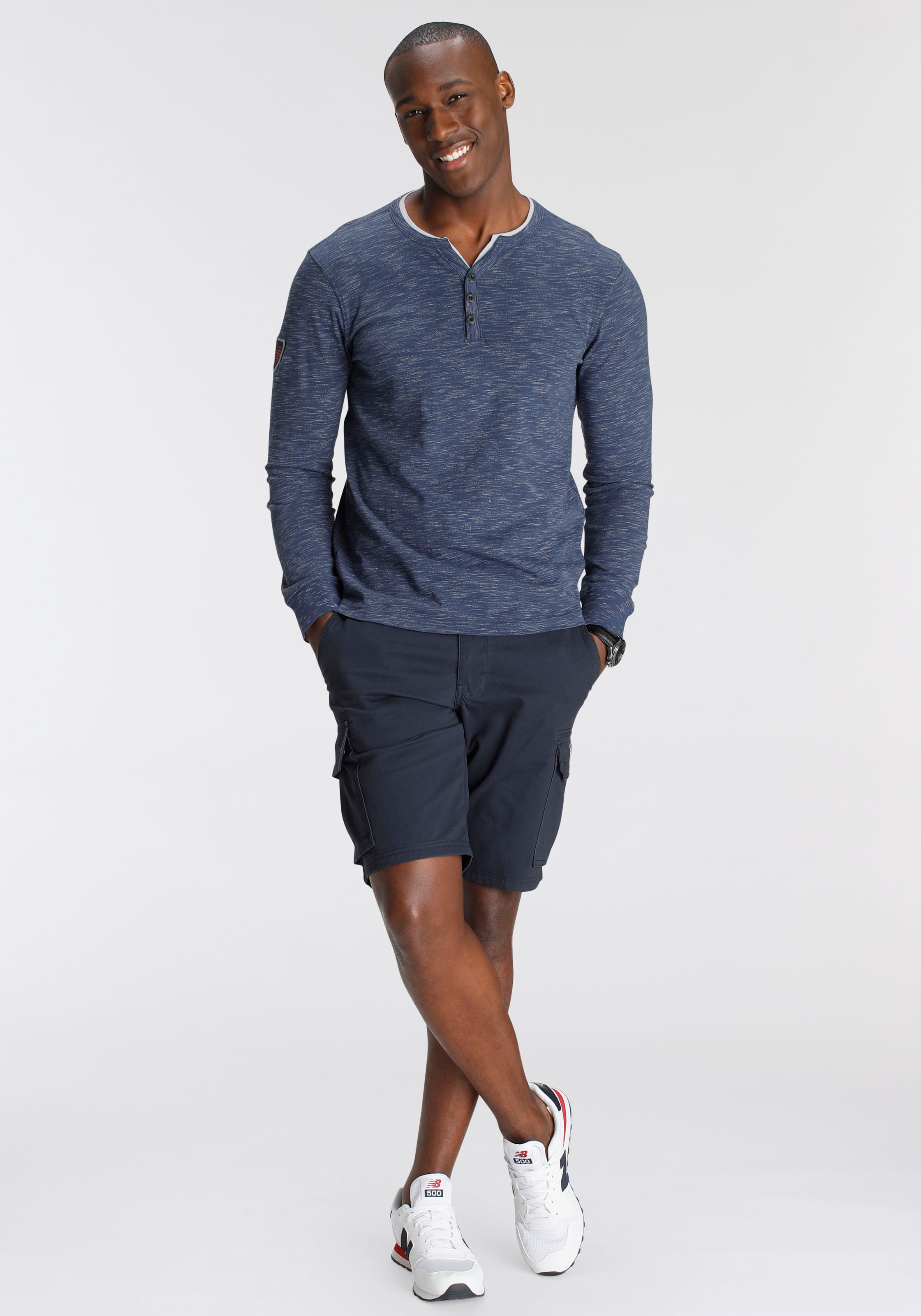 DELMAO Henleyshirt Langarm,  melierte Optik,  Henleykragen,  aus Baumwollmischung