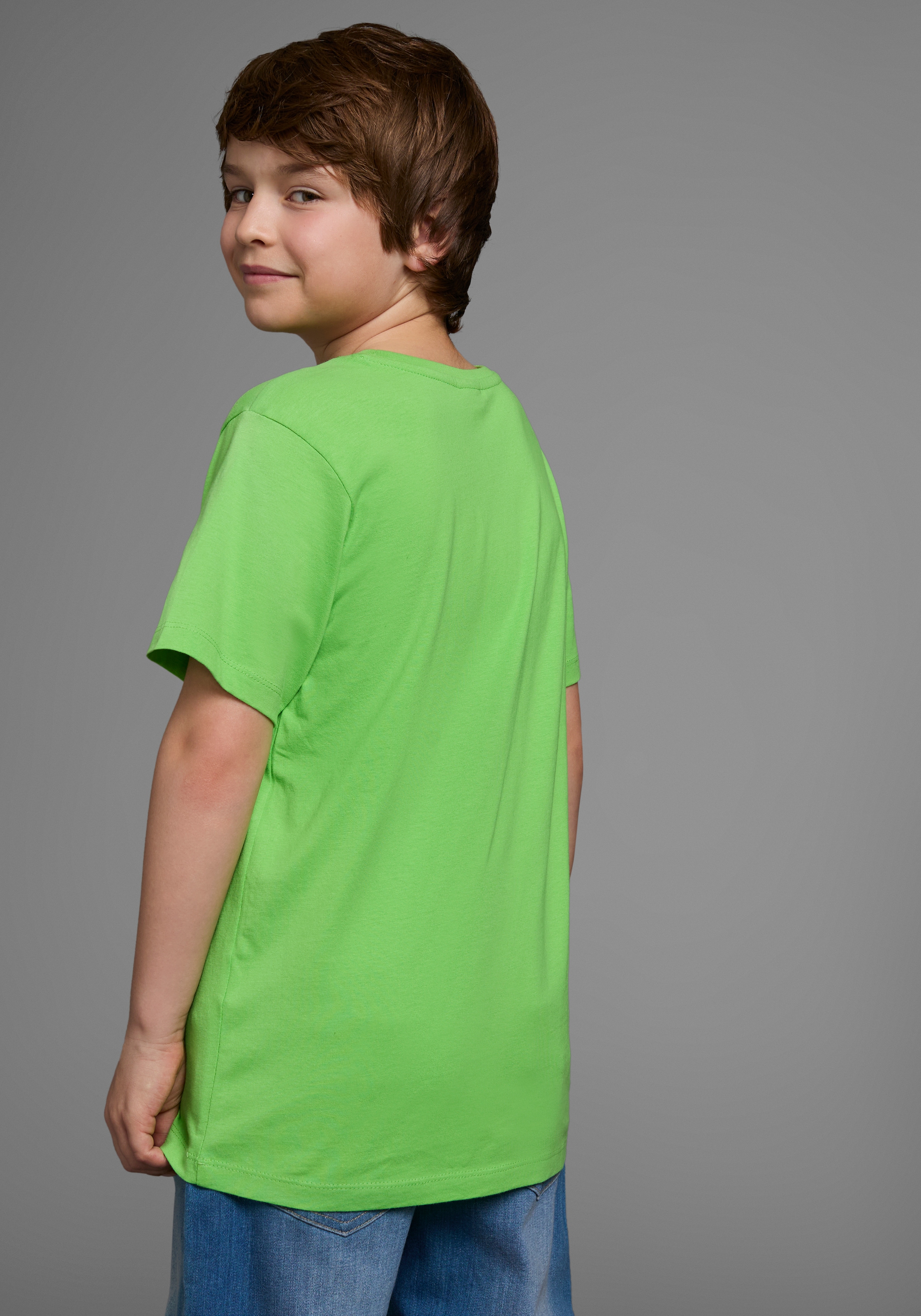KIDSWORLD T-Shirt »Mit Spruch: CHILL MAL«, Kurzarm, Basic-Stil, mit coolen Schriftzügen, Rundhalsausschnitt