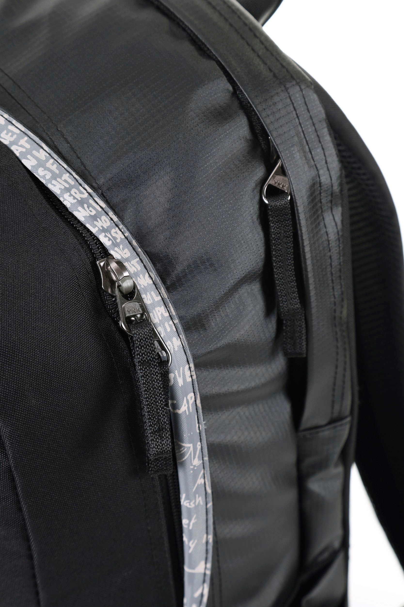 NITRO Freizeitrucksack »Urban Plus«, Daypack, Streetpack im Retro-Look, Alltagsrucksack, Schulrucksack