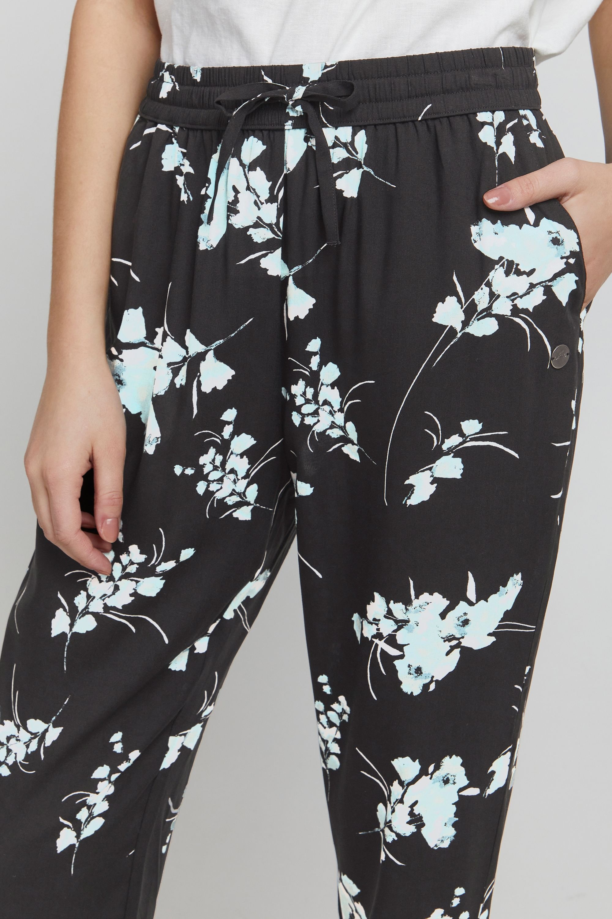OXMO Stoffhose »Stoffhose OXElida«