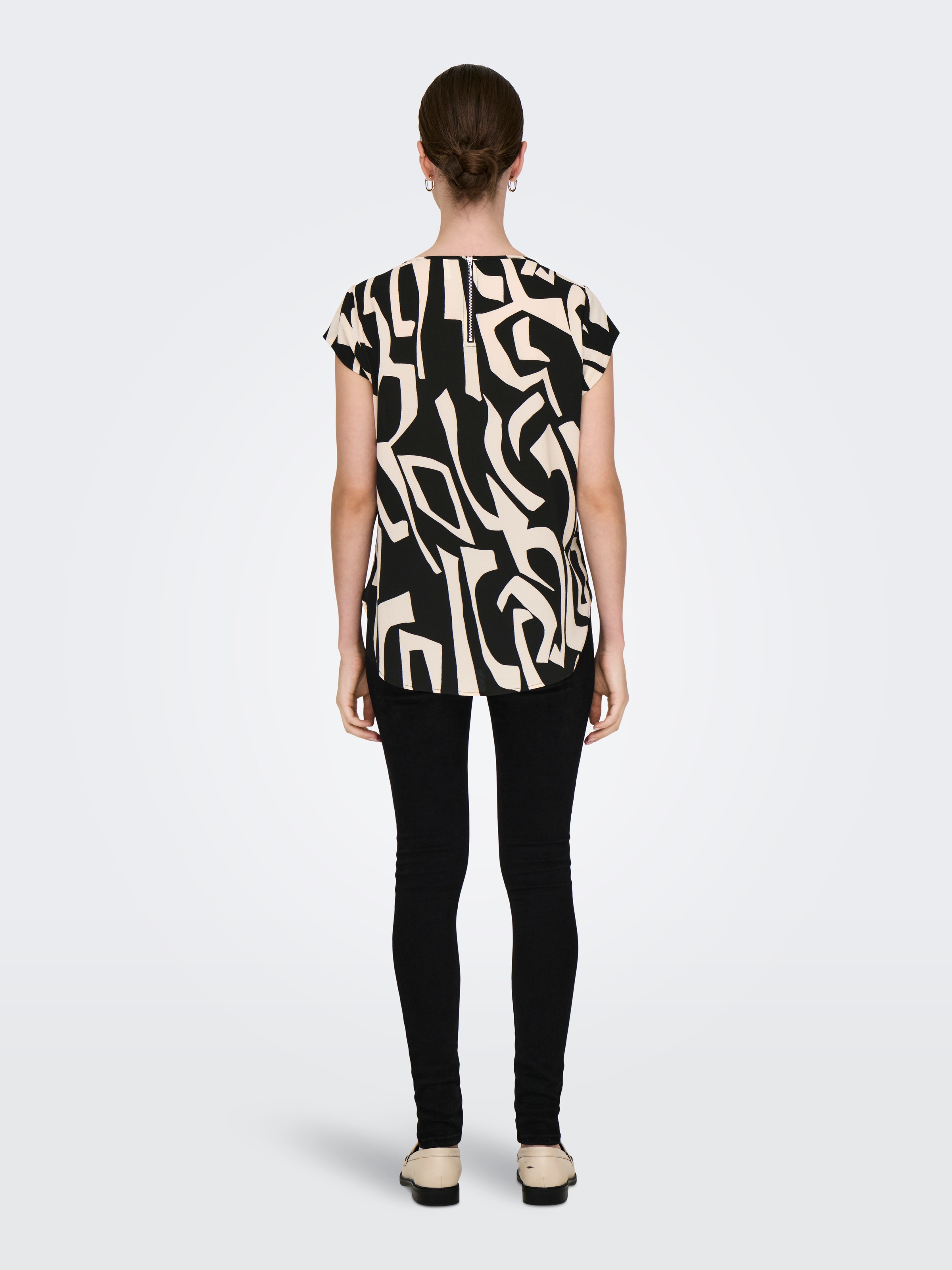 ONLY Shirtbluse »ONLVIC S/S AOP TOP NOOS PTM«, mit Allover Druck