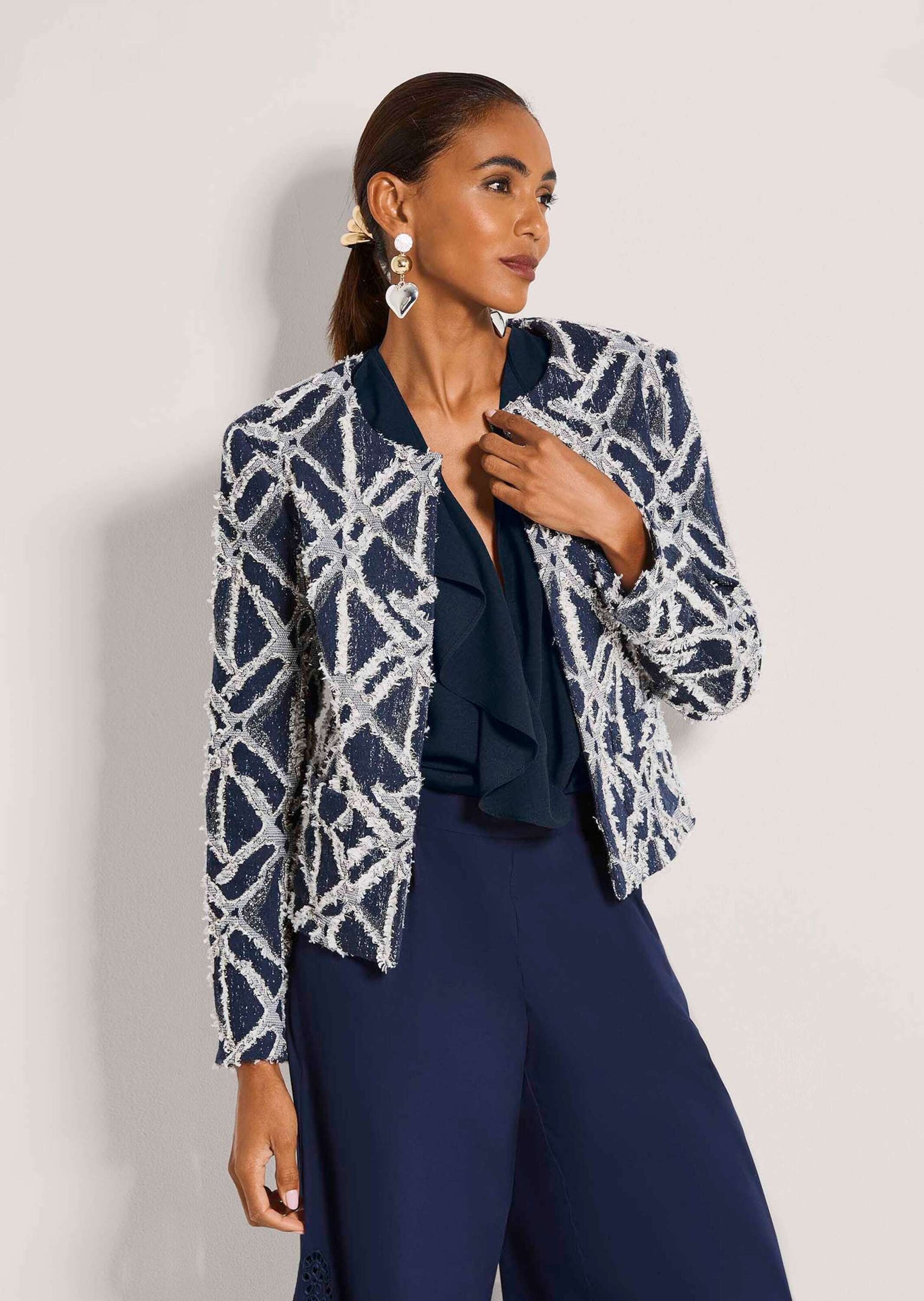 MADELEINE Jackenblazer »Kurzblazer Jacquardblazer mit Fransen« Jacquard Blazer mit Glanzefekt