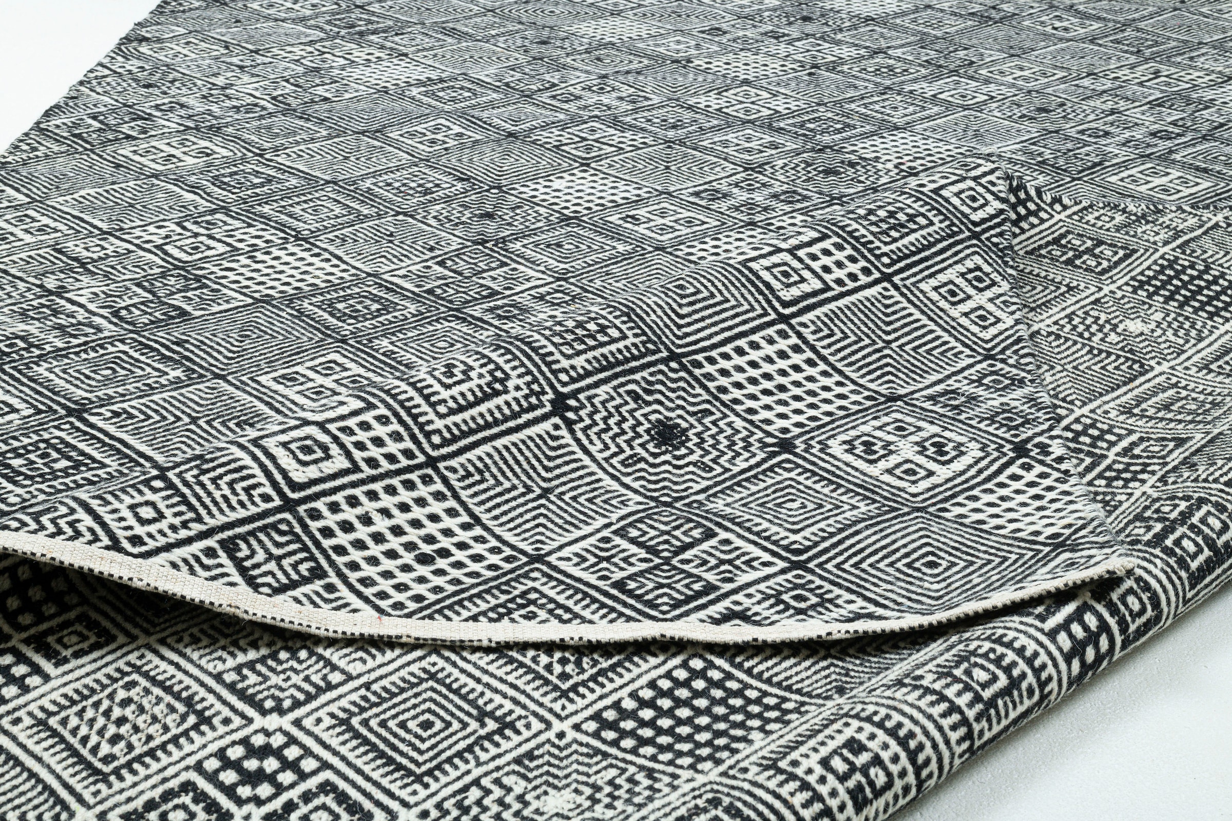 THEKO Wollteppich »Molde - 14005« rechteckig 5 mm Höhe Handweb Teppich, reine Wolle, handgewebt, Scandi Design, Rauten Muster