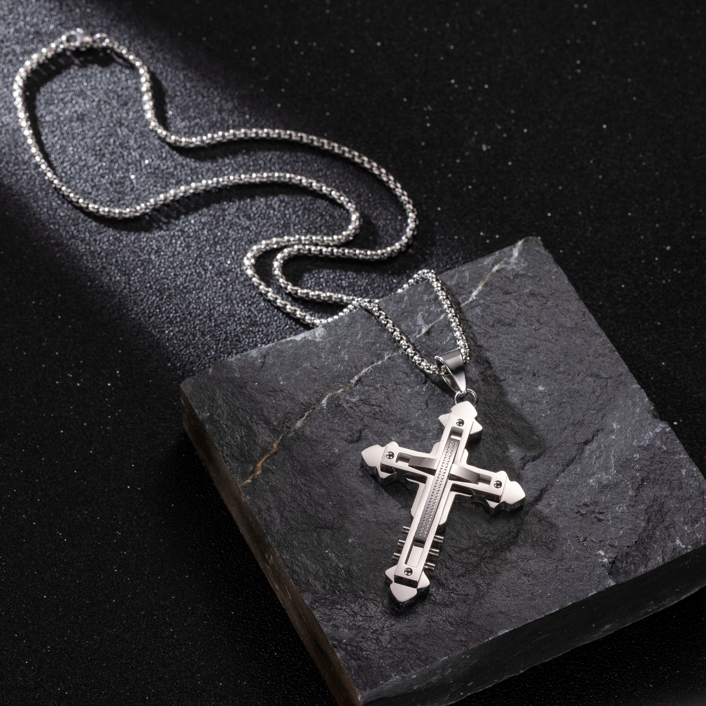 Firetti Kette mit Anhänger »Schmuck Geschenk Edelstahl Halsschmuck Halskette Venezianerkette Kreuz«