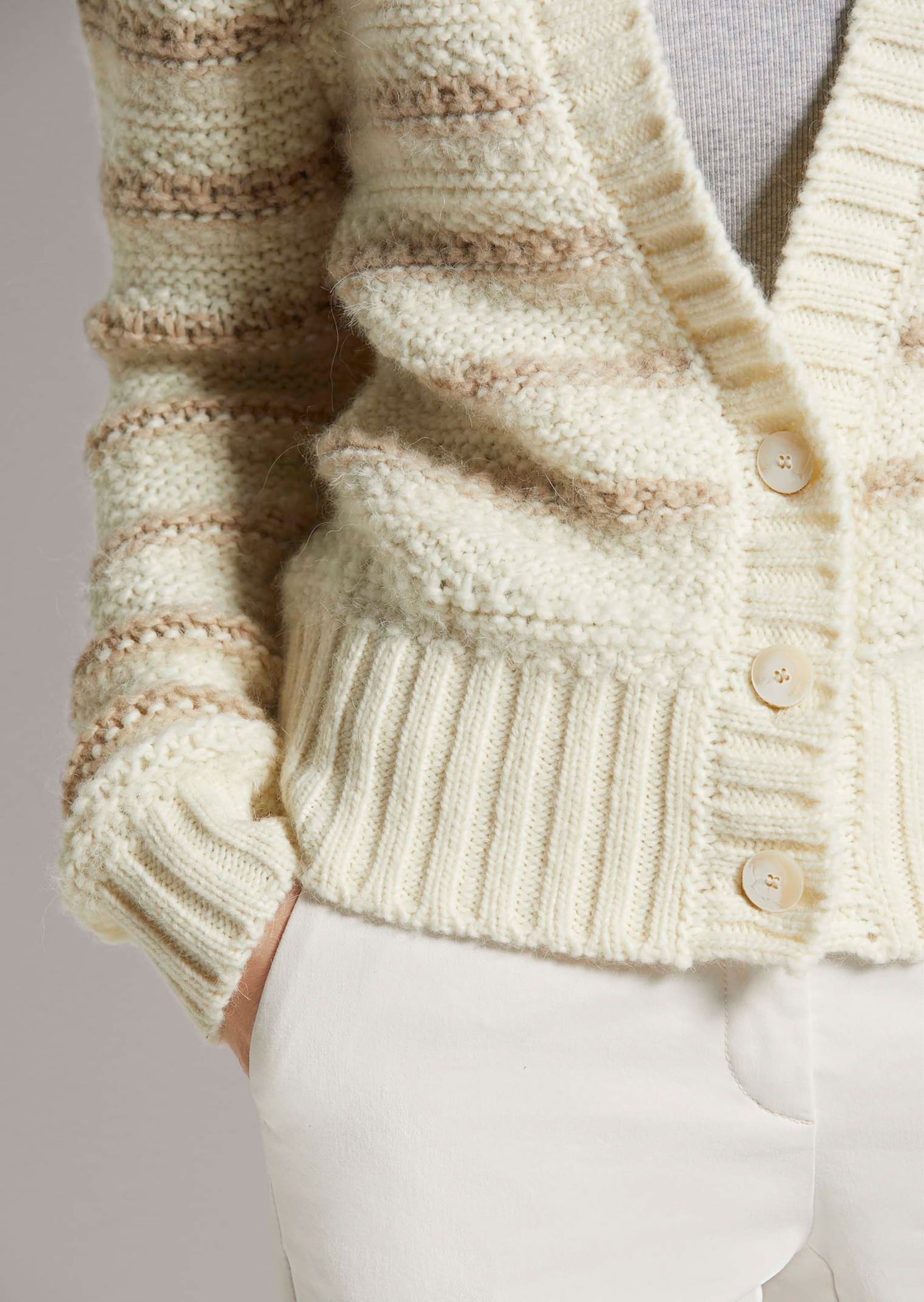 MADELEINE Strickjacke »Strickjacke Strickjacke in farbharmonischen Streifen«
